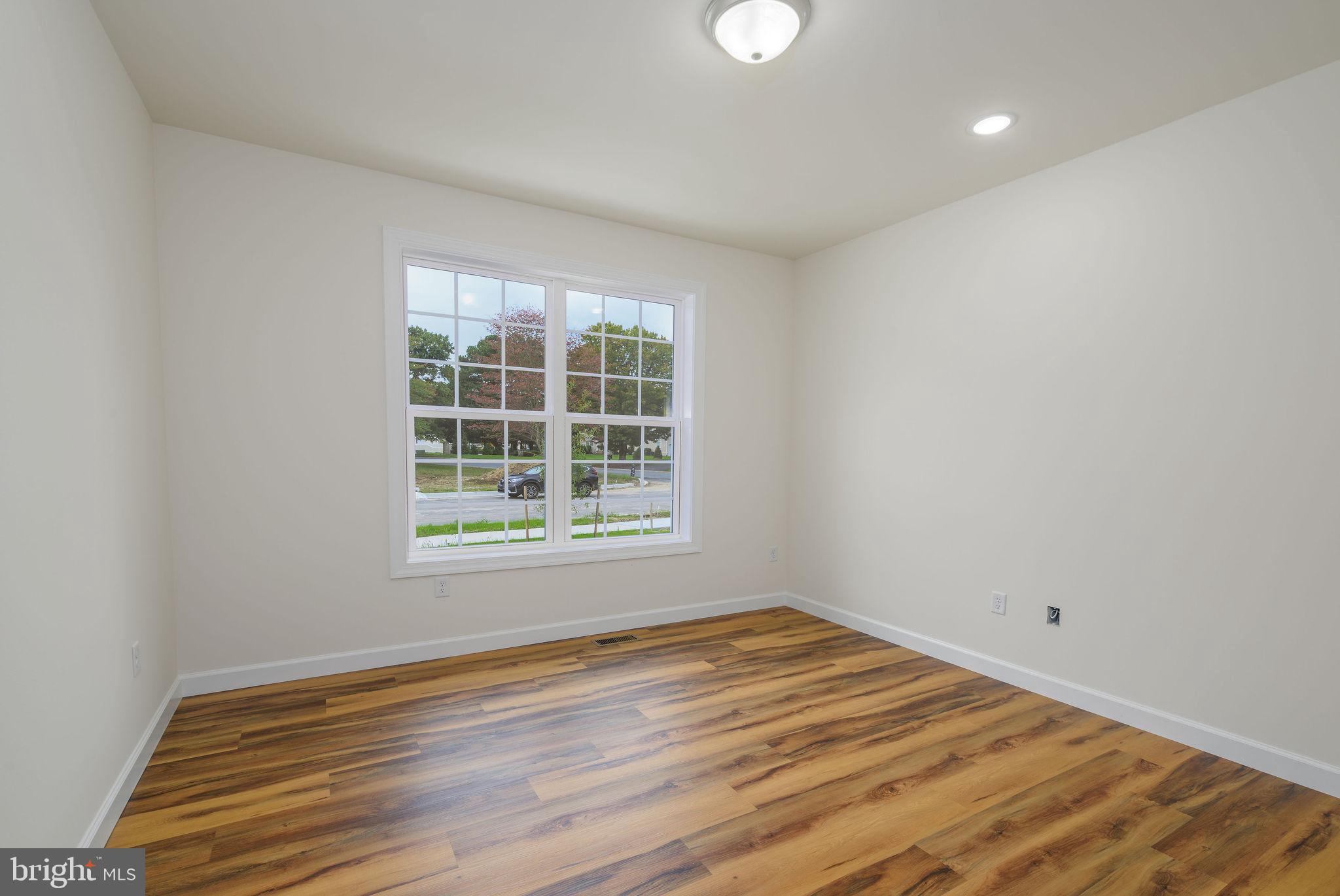 VILLAGES OF MAPLE DALE - Residential