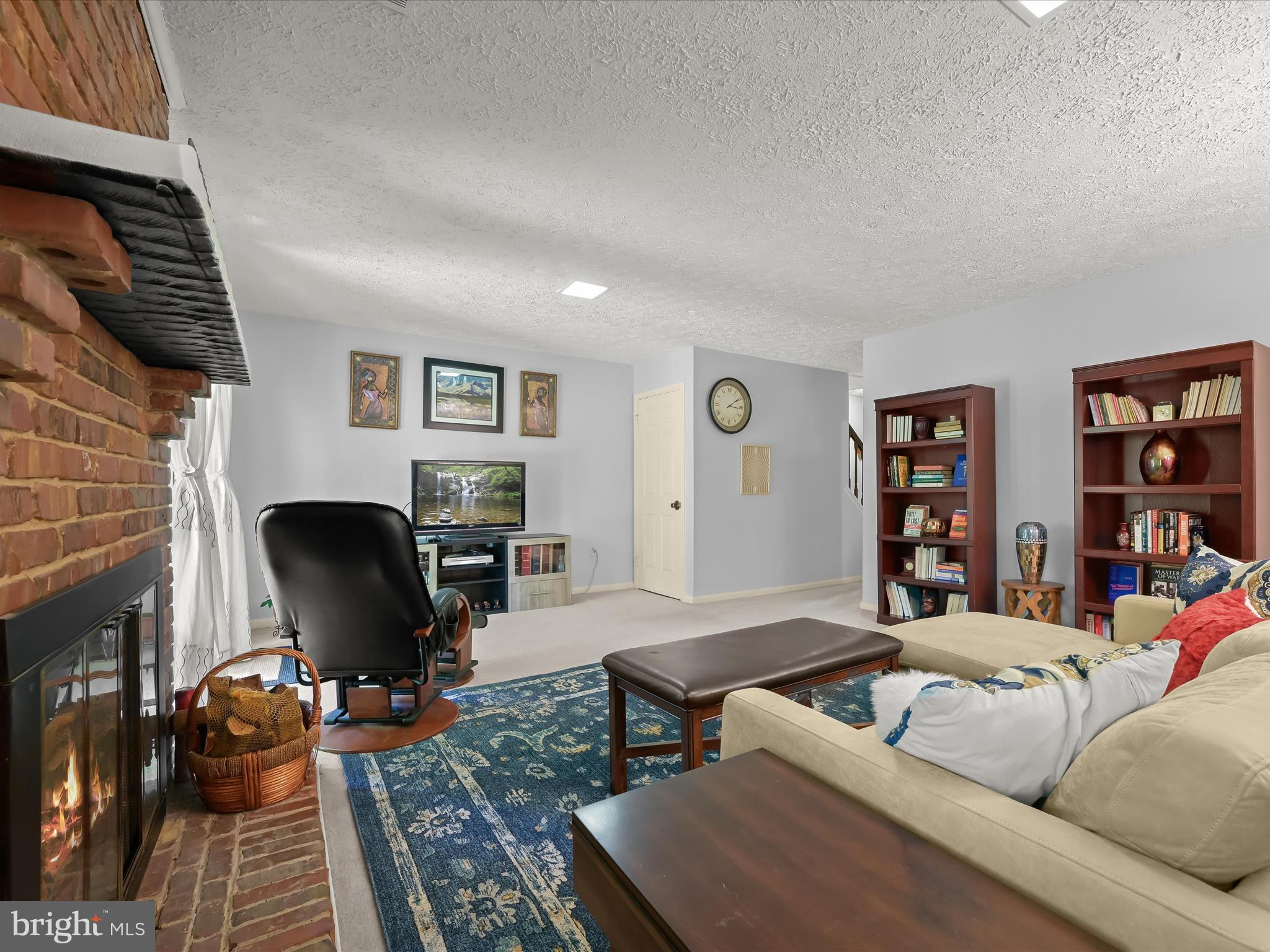 OAK SPRINGS - Residential