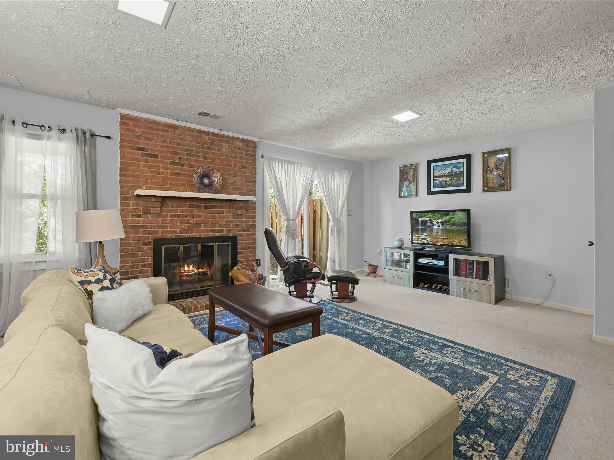 OAK SPRINGS - Residential