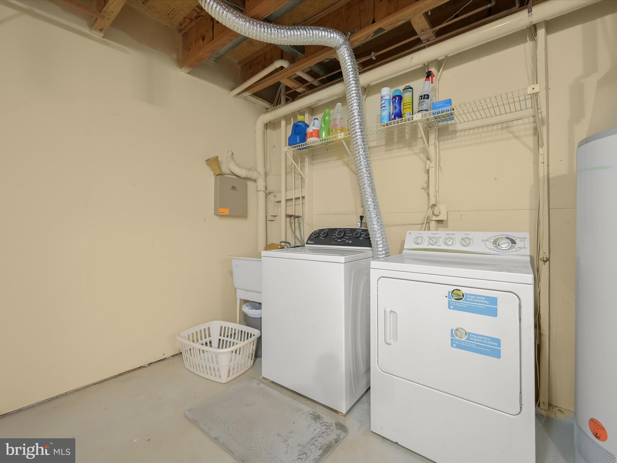 OAK SPRINGS - Residential