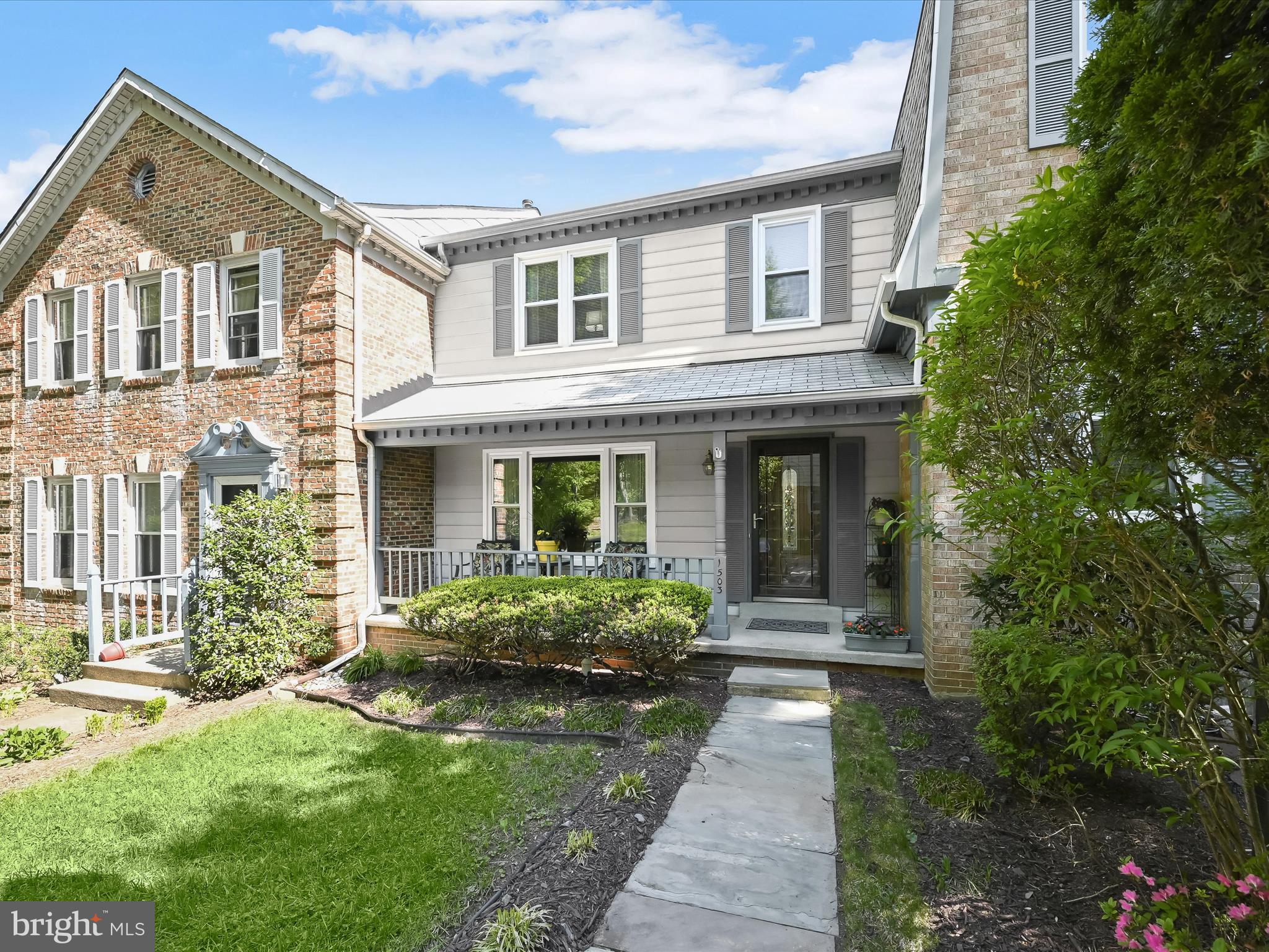 1503 IVYSTONE COURT