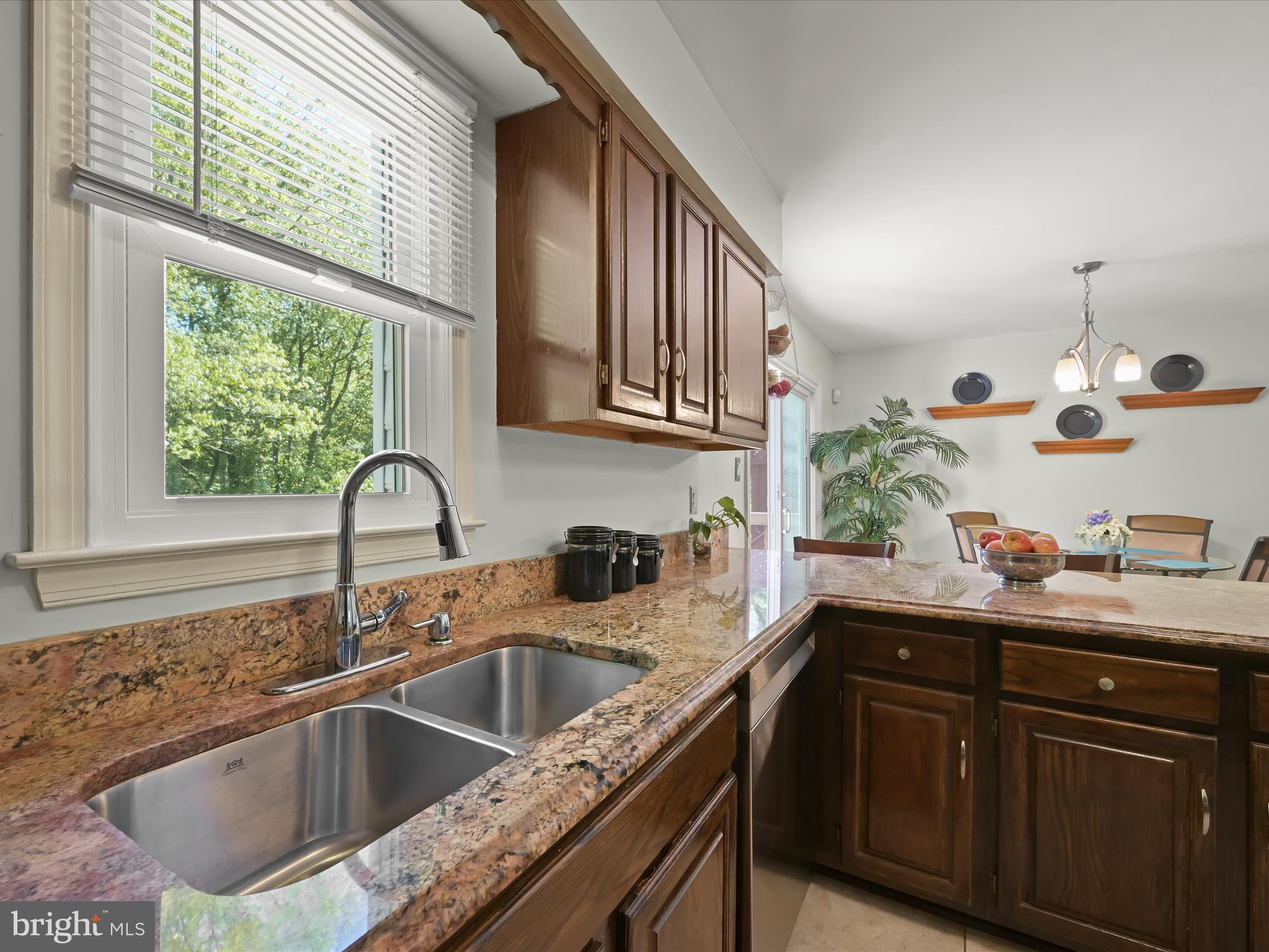 OAK SPRINGS - Residential