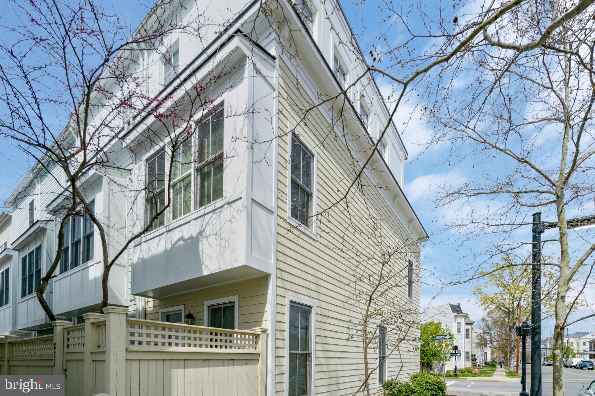 JAMES BLAND HOMES - Residential