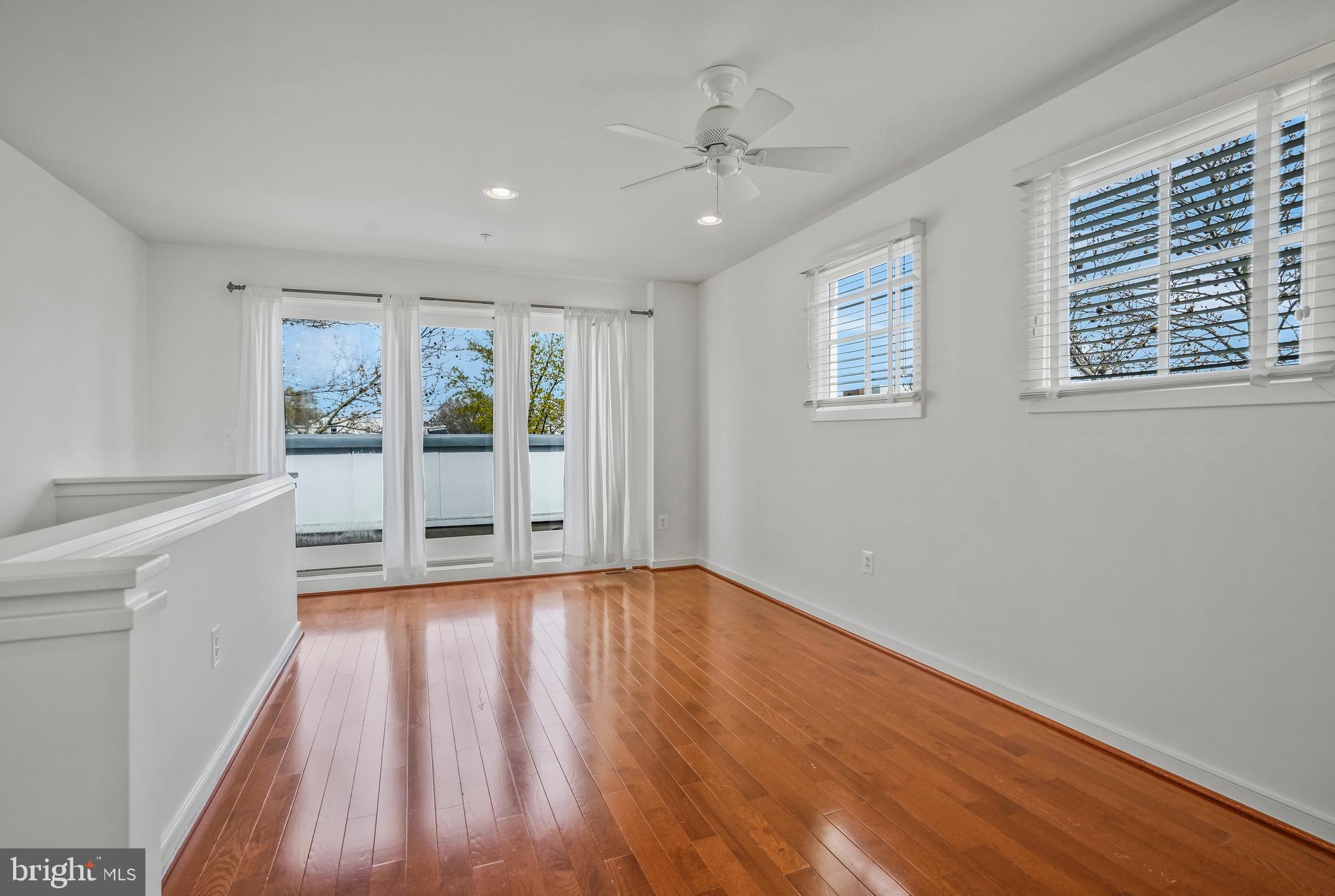 JAMES BLAND HOMES - Residential