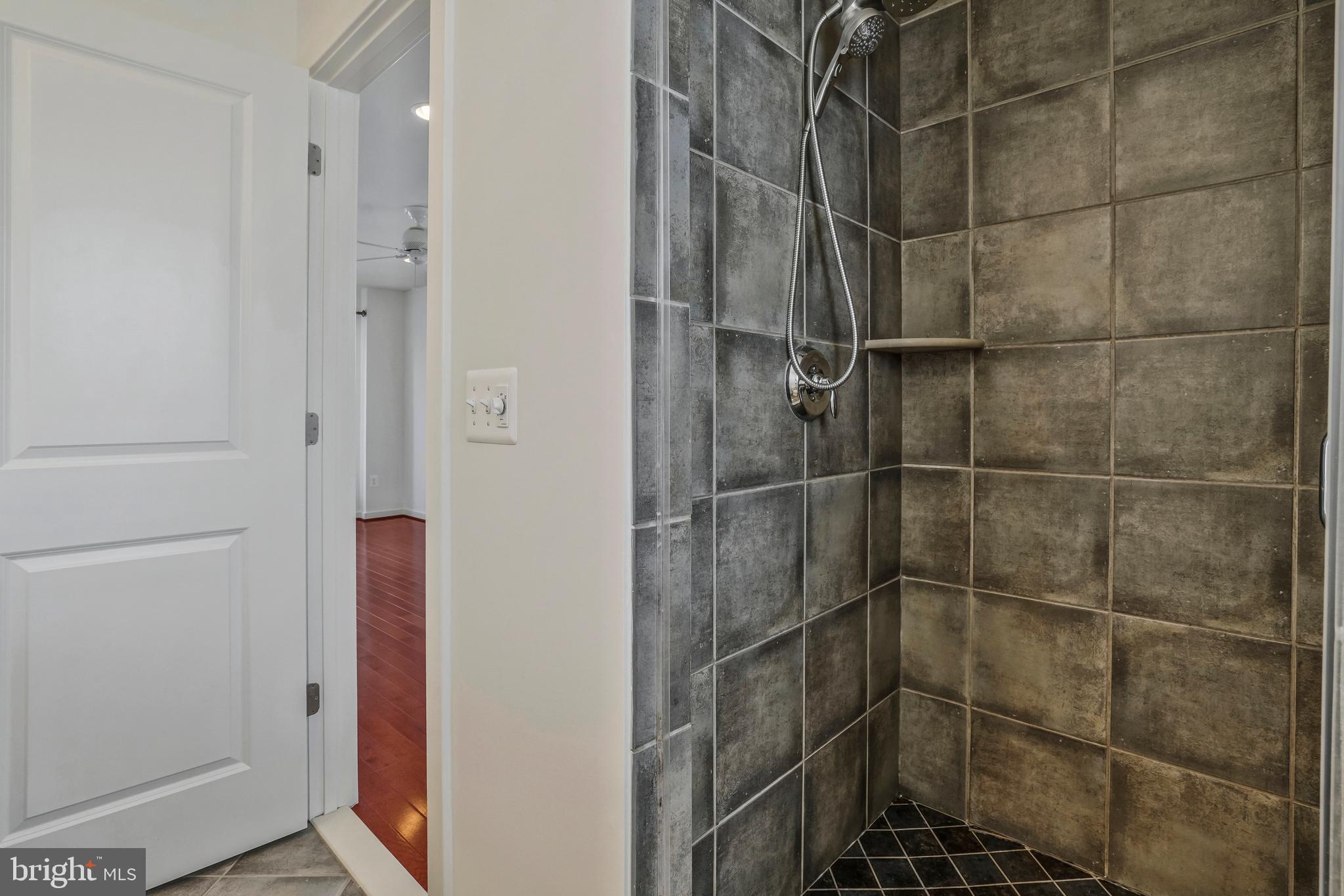 JAMES BLAND HOMES - Residential