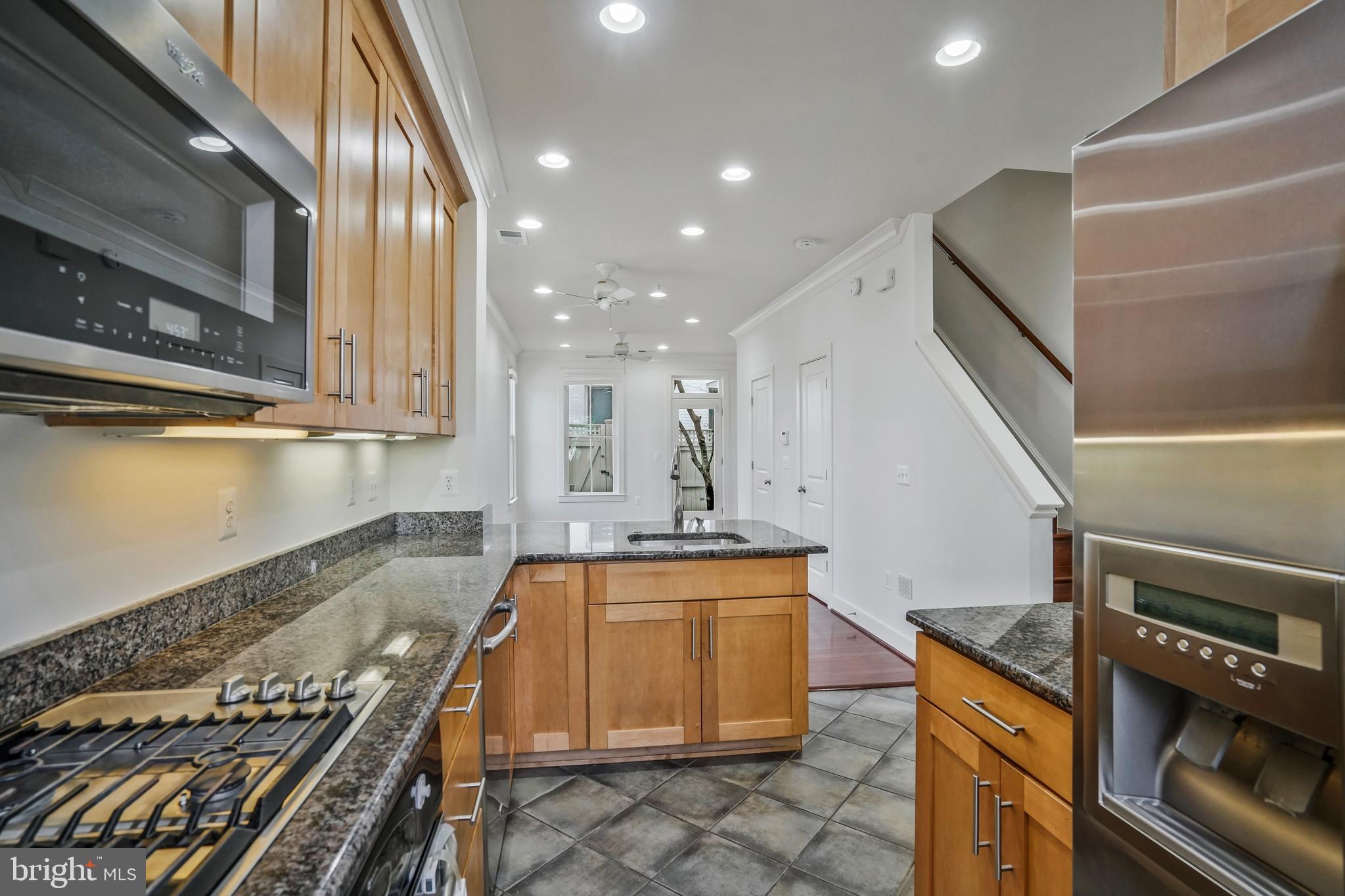 JAMES BLAND HOMES - Residential