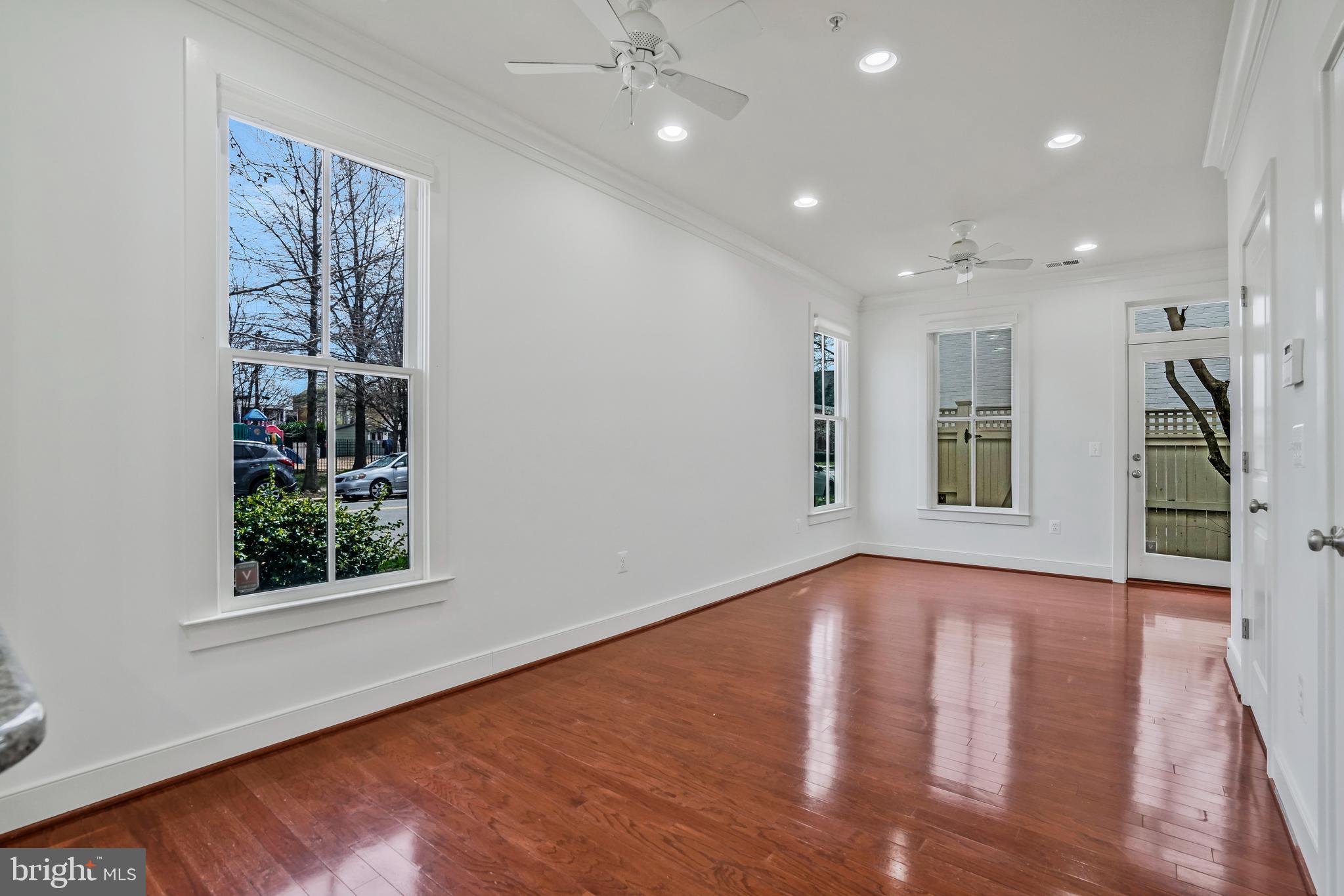 JAMES BLAND HOMES - Residential