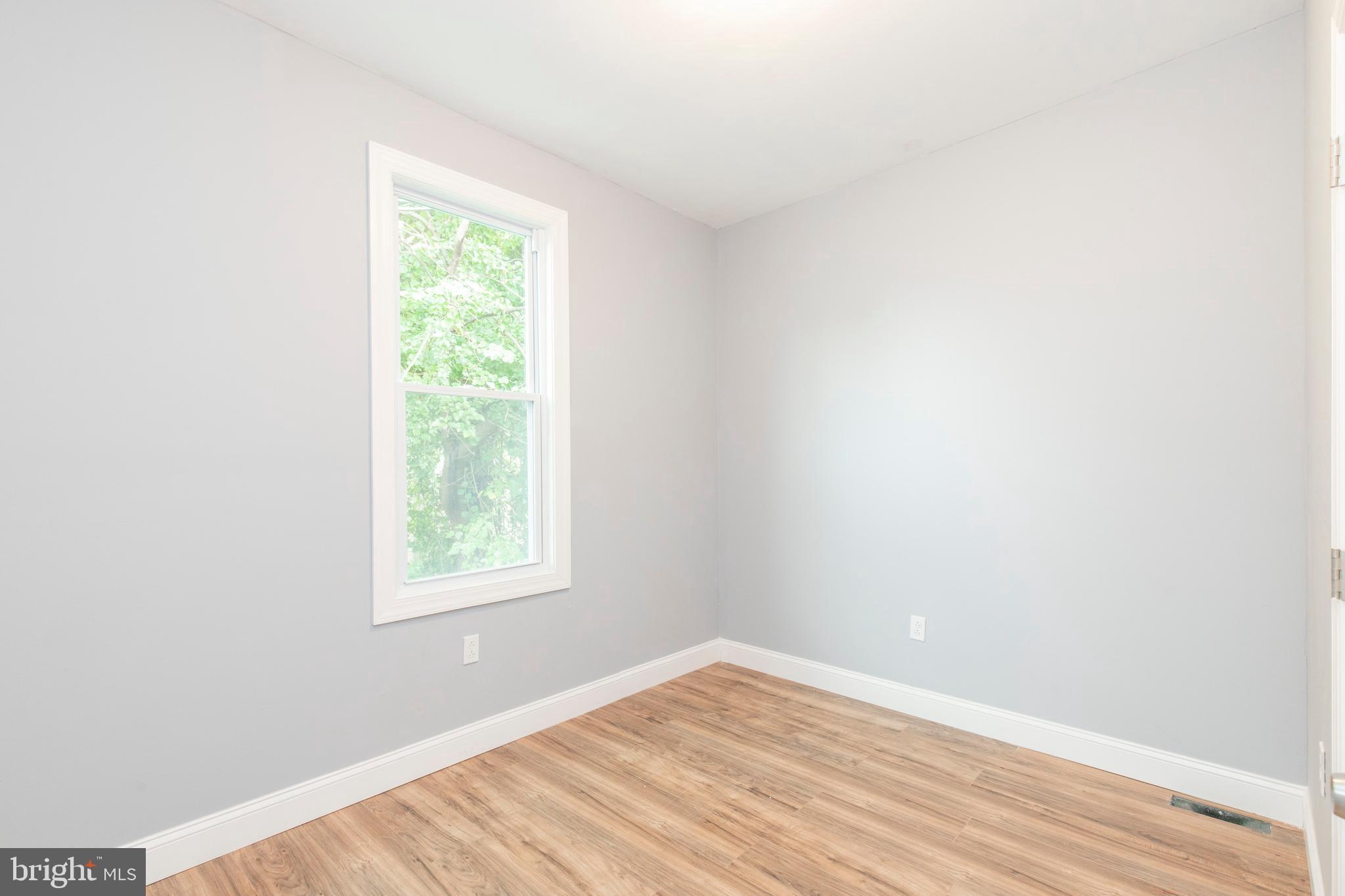 PHILADELPHIA (WEST) - Residential