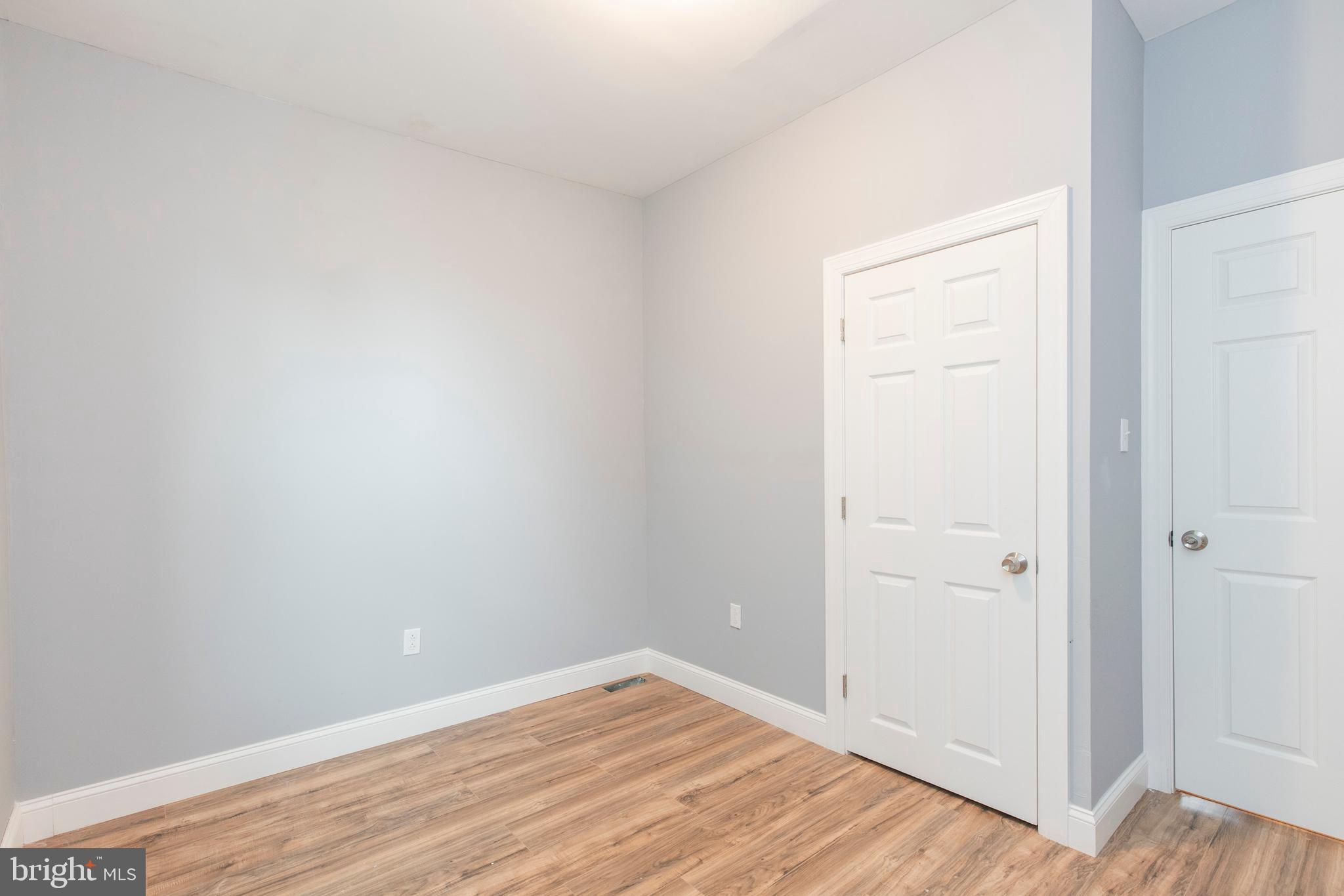 PHILADELPHIA (WEST) - Residential