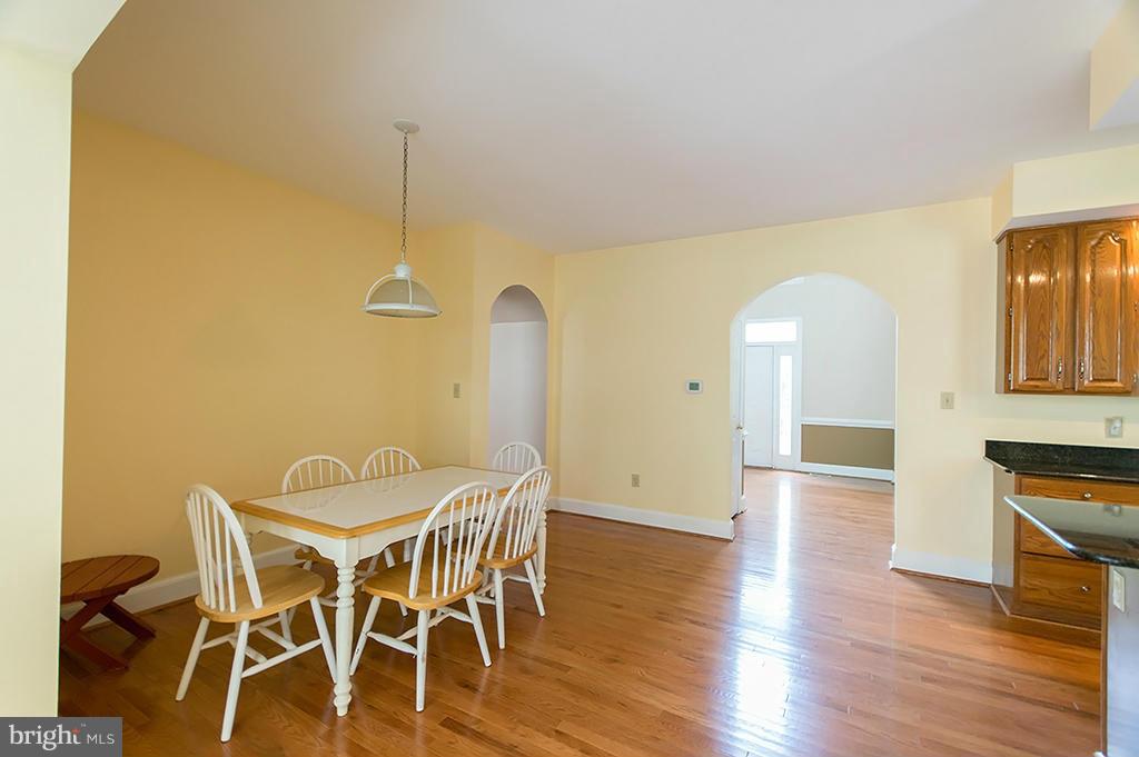 WILLOWDALE - Residential