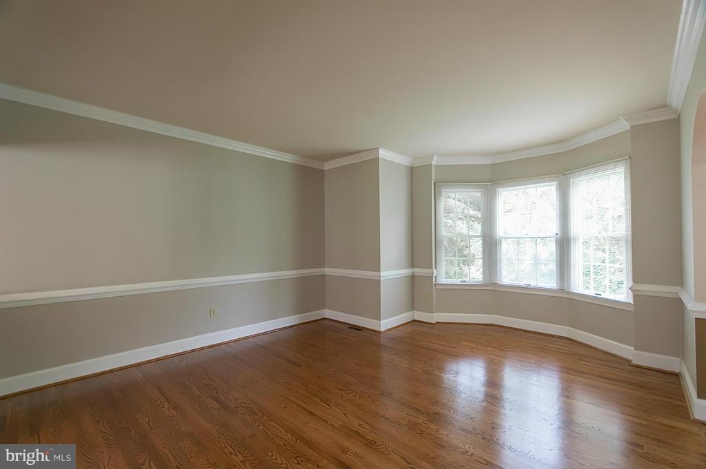 WILLOWDALE - Residential