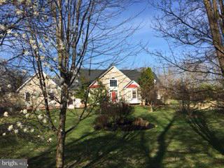 WILLOWDALE - Residential