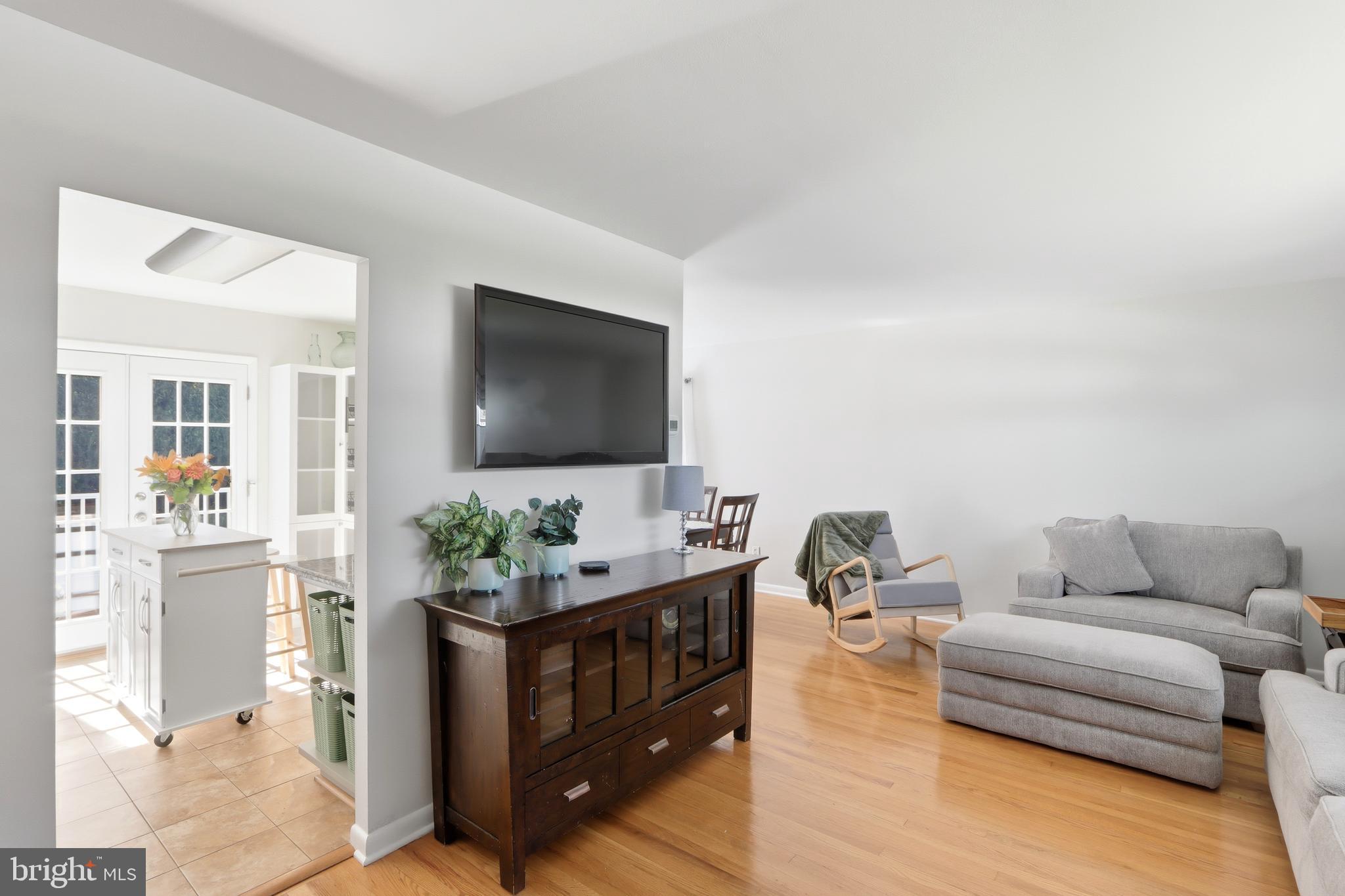 GLEN BURNIE PARK - Residential