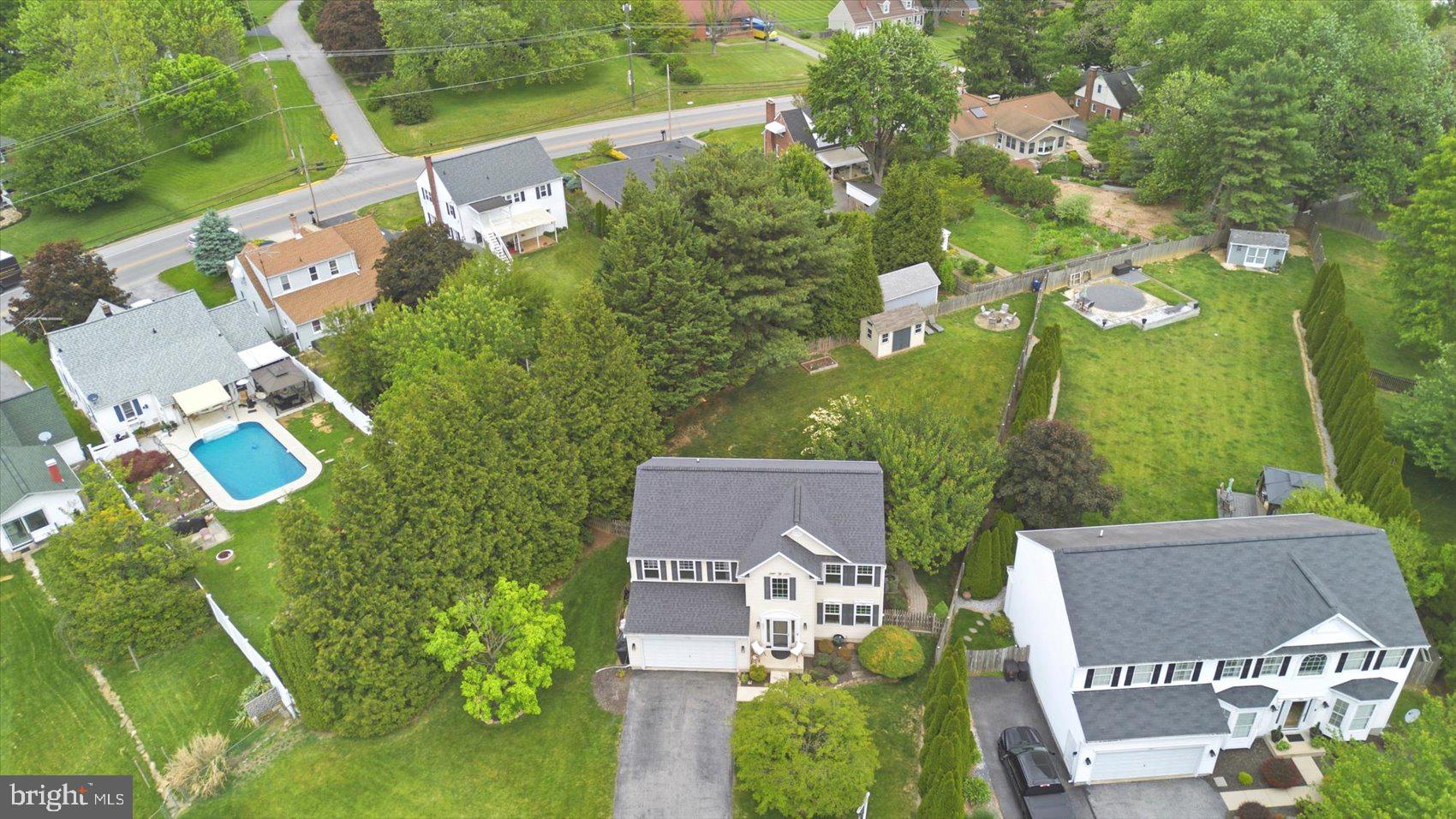 STONERIDGE OVERLOOK - Residential