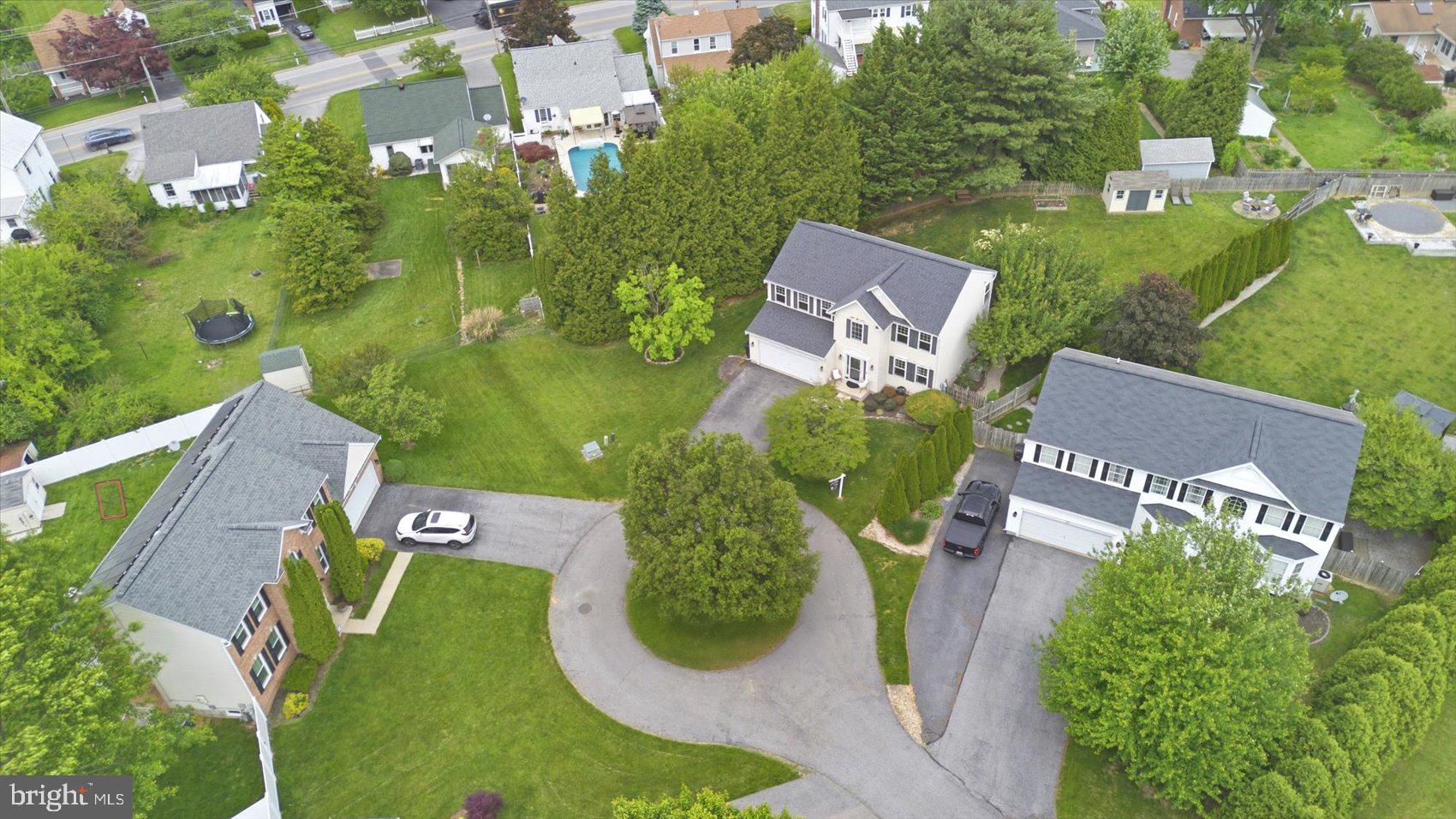 STONERIDGE OVERLOOK - Residential