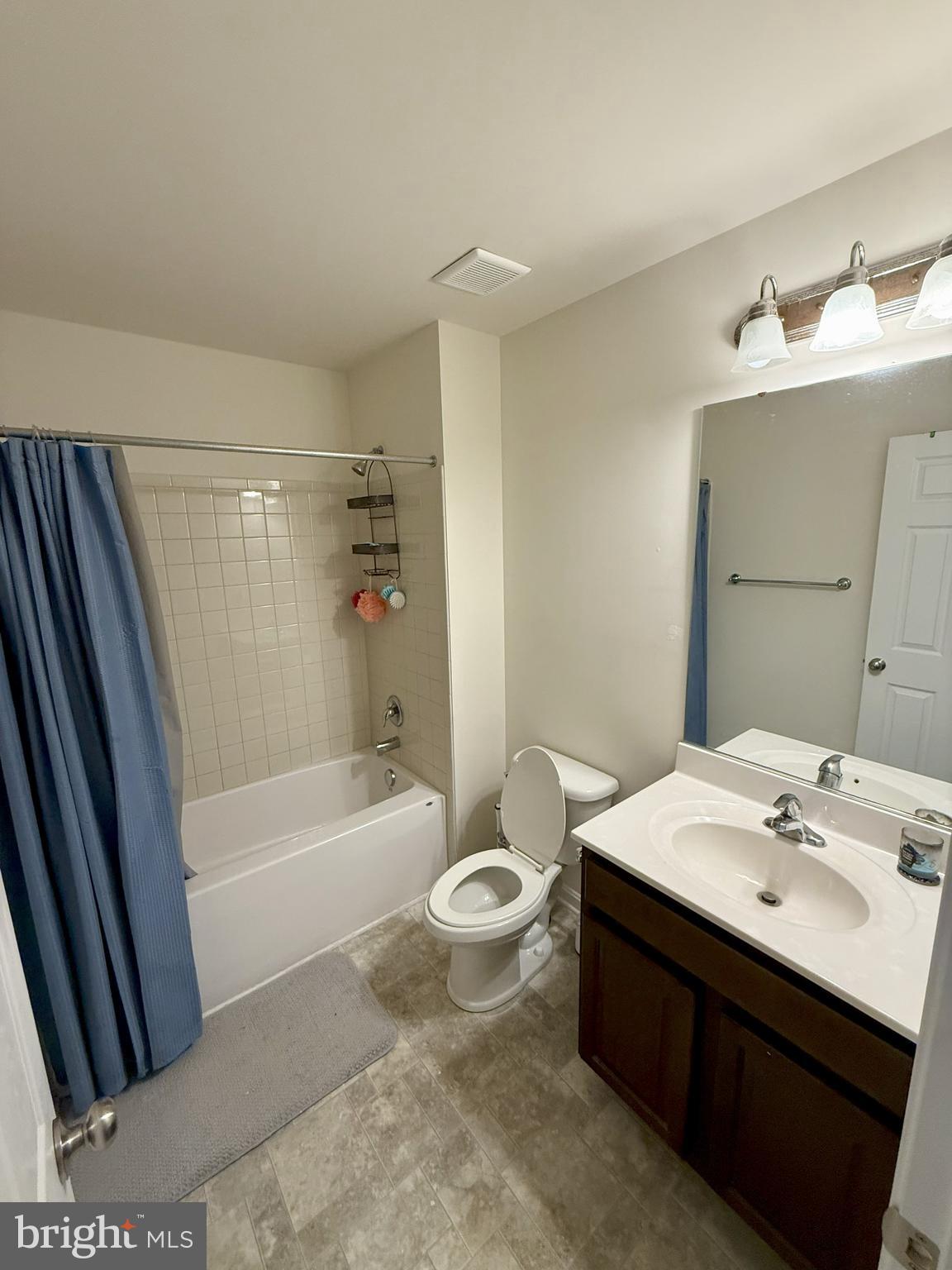 PRINCE FREDERICK CROSSING - Residential Lease