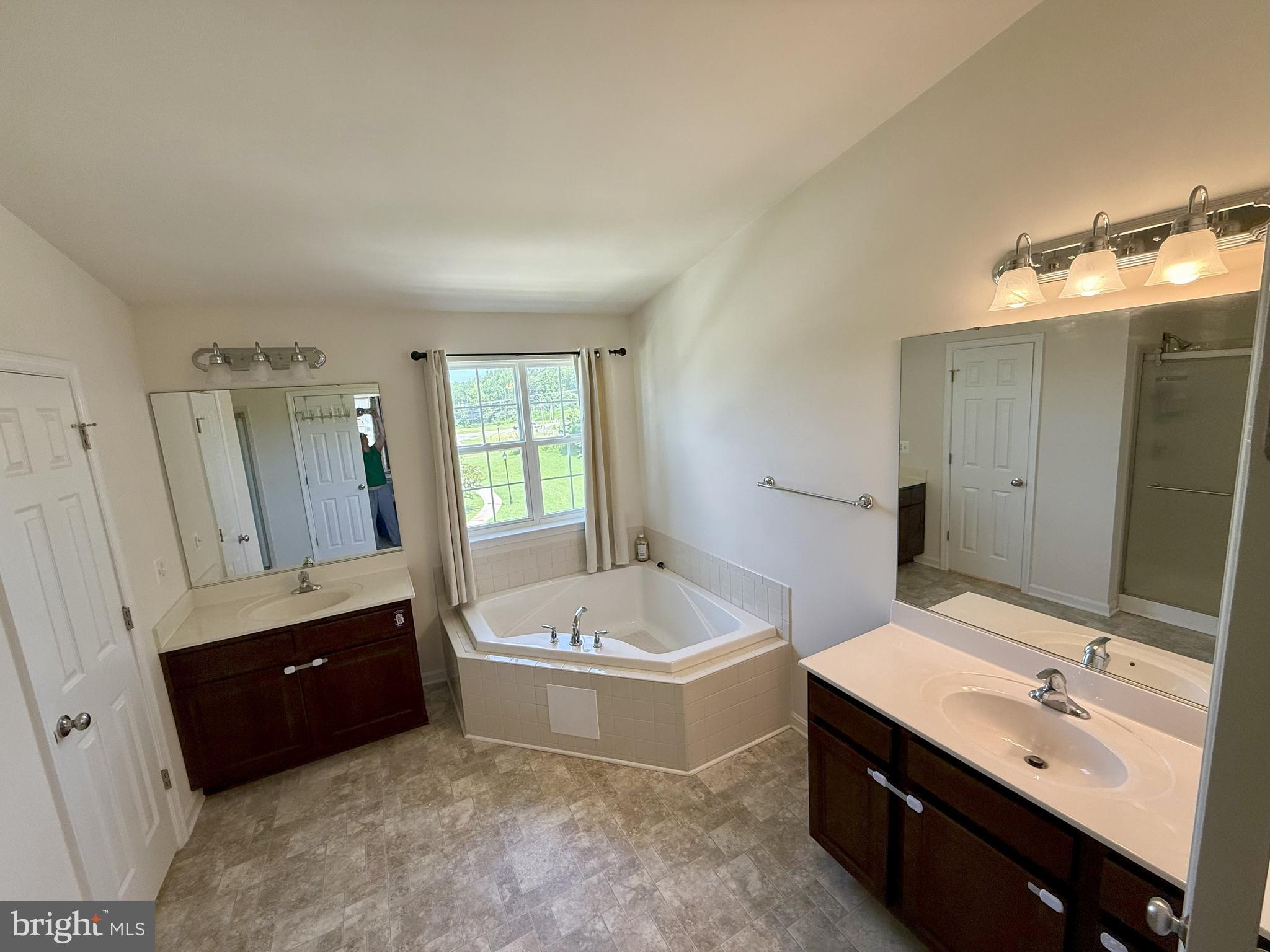 PRINCE FREDERICK CROSSING - Residential Lease