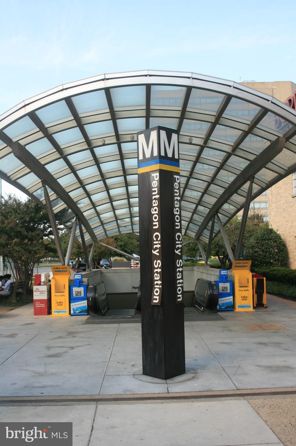 PENTAGON CITY - Residential