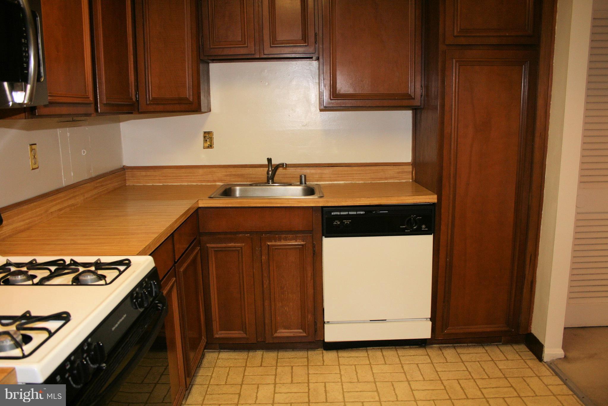 PENTAGON CITY - Residential