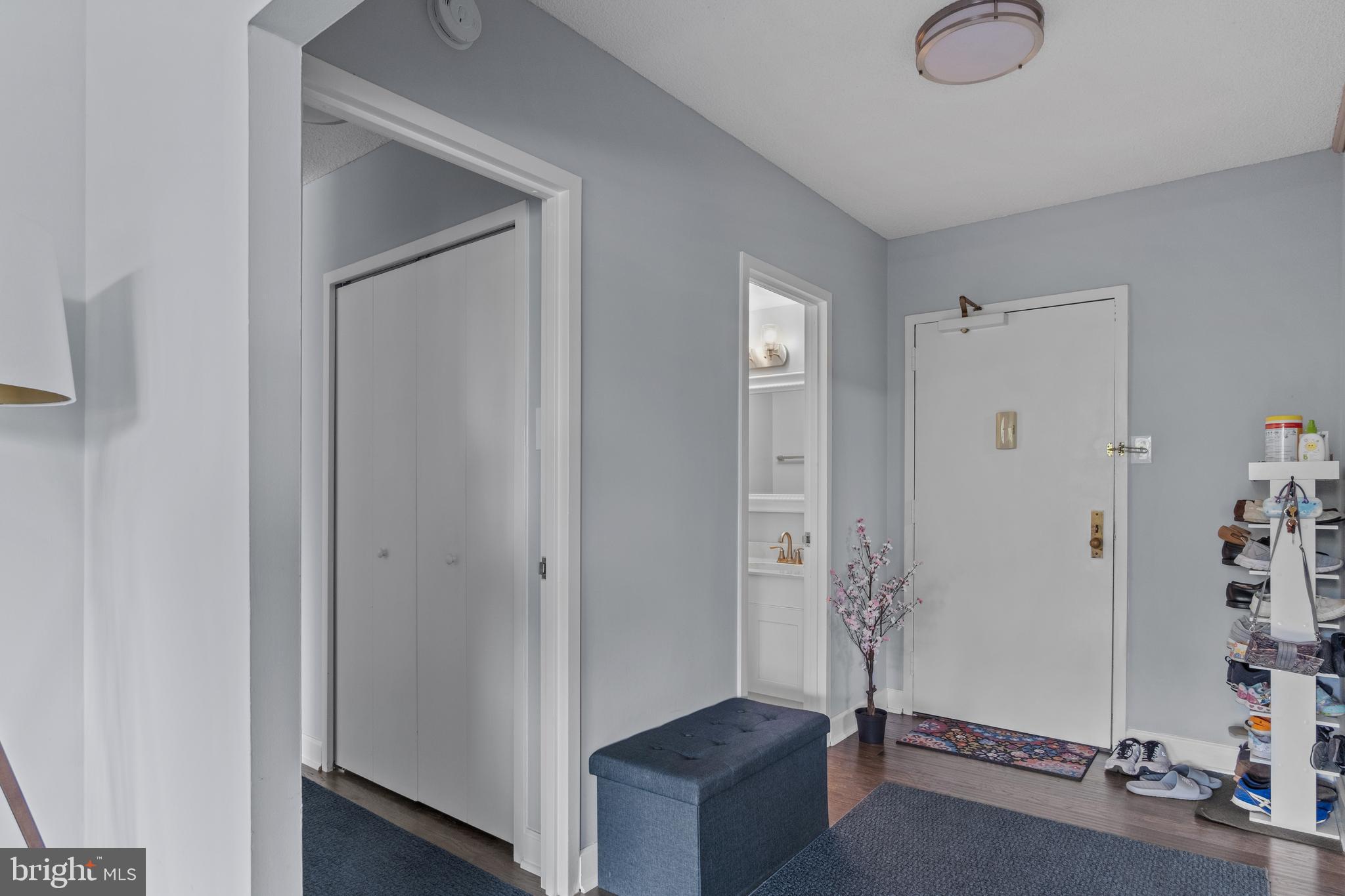 SKYLINE - Residential Lease