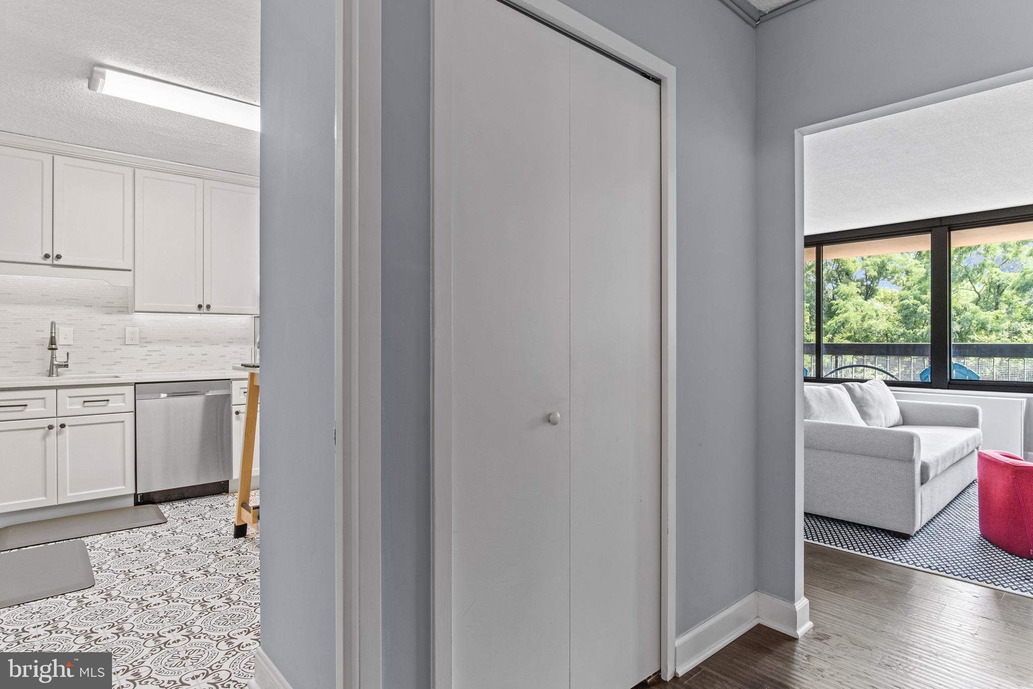 SKYLINE - Residential Lease