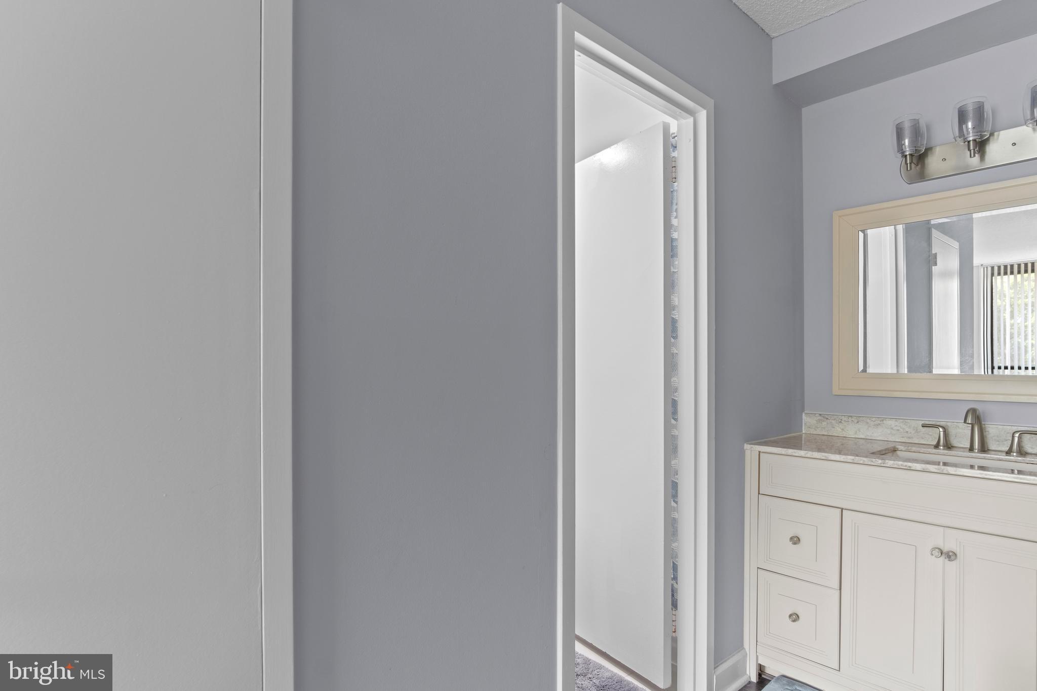 SKYLINE - Residential Lease