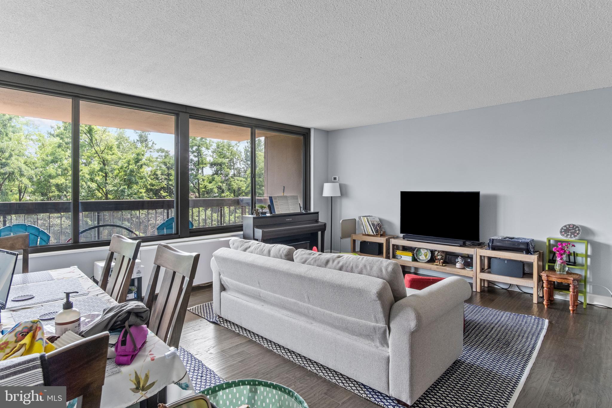 SKYLINE - Residential Lease