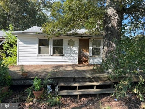 Homes For Sale - 39580 Sunnyside Road<br/> Saint Marys County, CLEMENTS, MD 20624