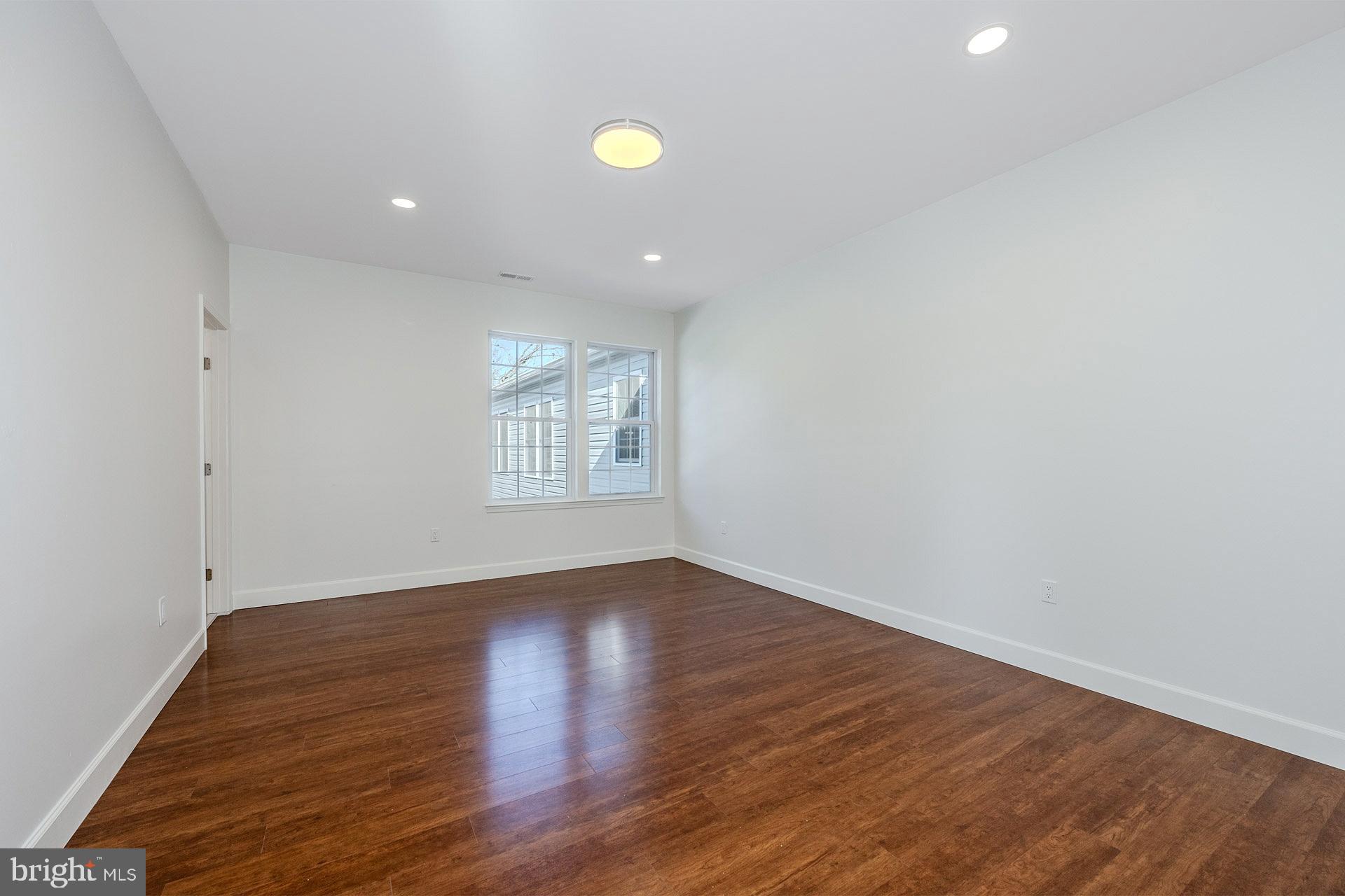 VANNOY ACRES - Residential