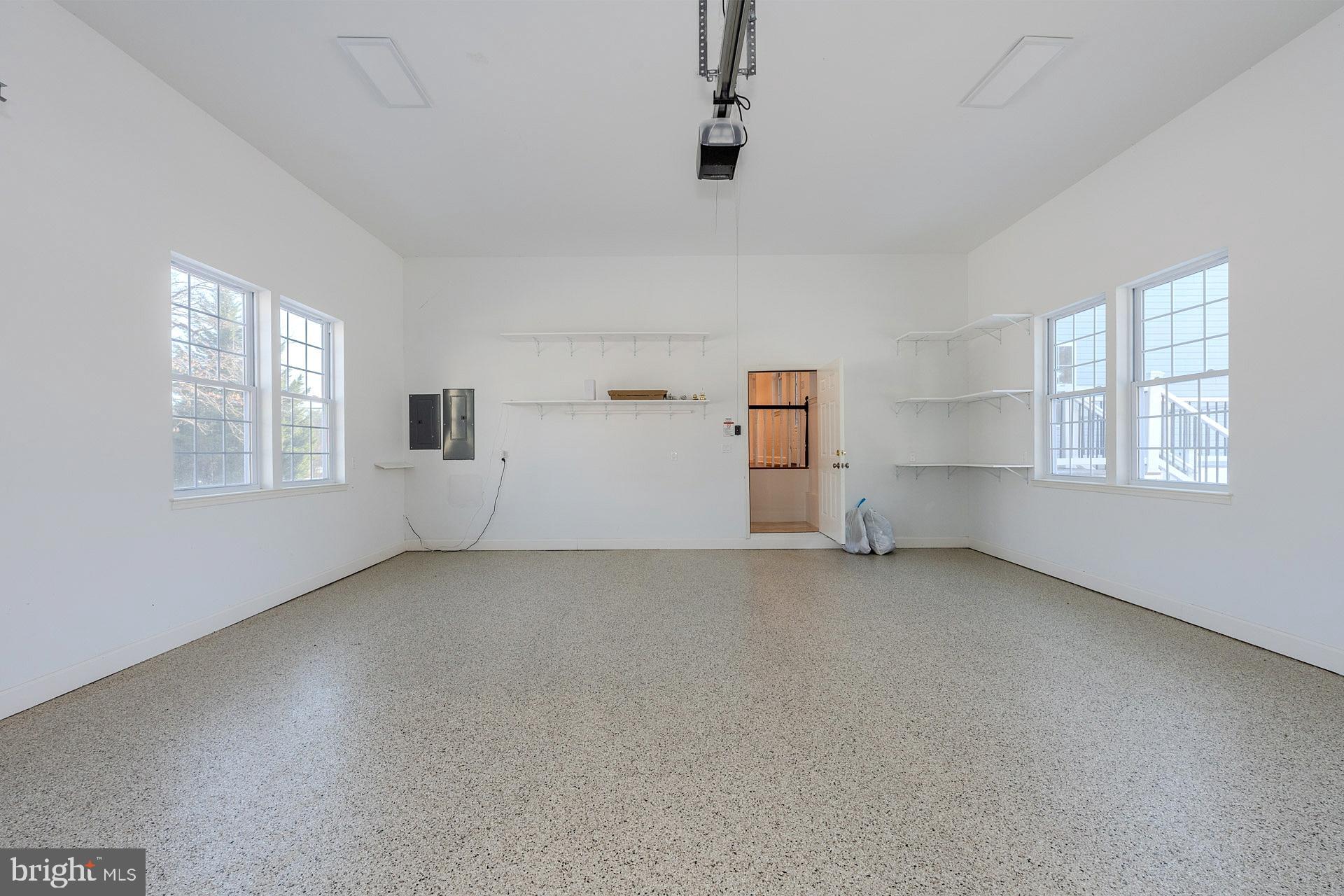 VANNOY ACRES - Residential