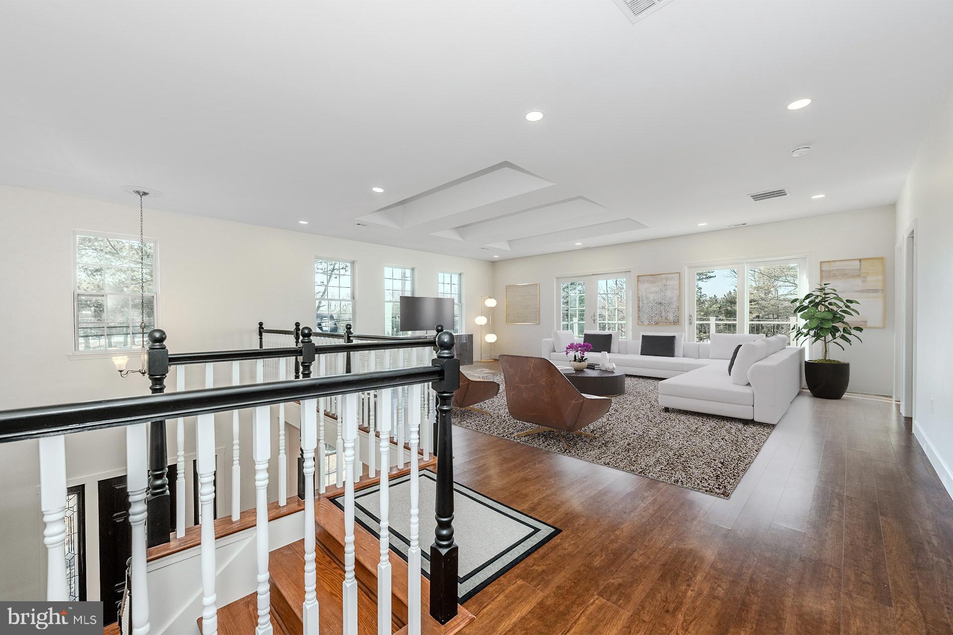 VANNOY ACRES - Residential