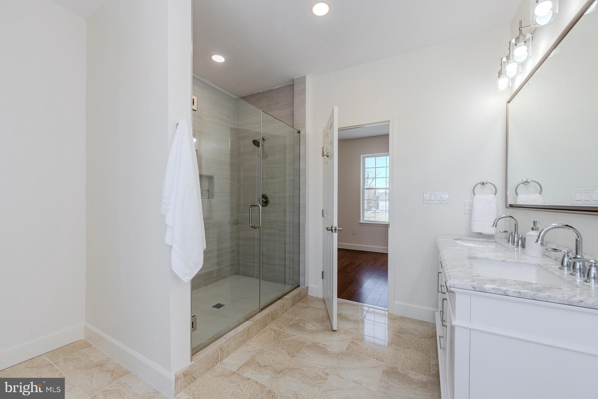 VANNOY ACRES - Residential