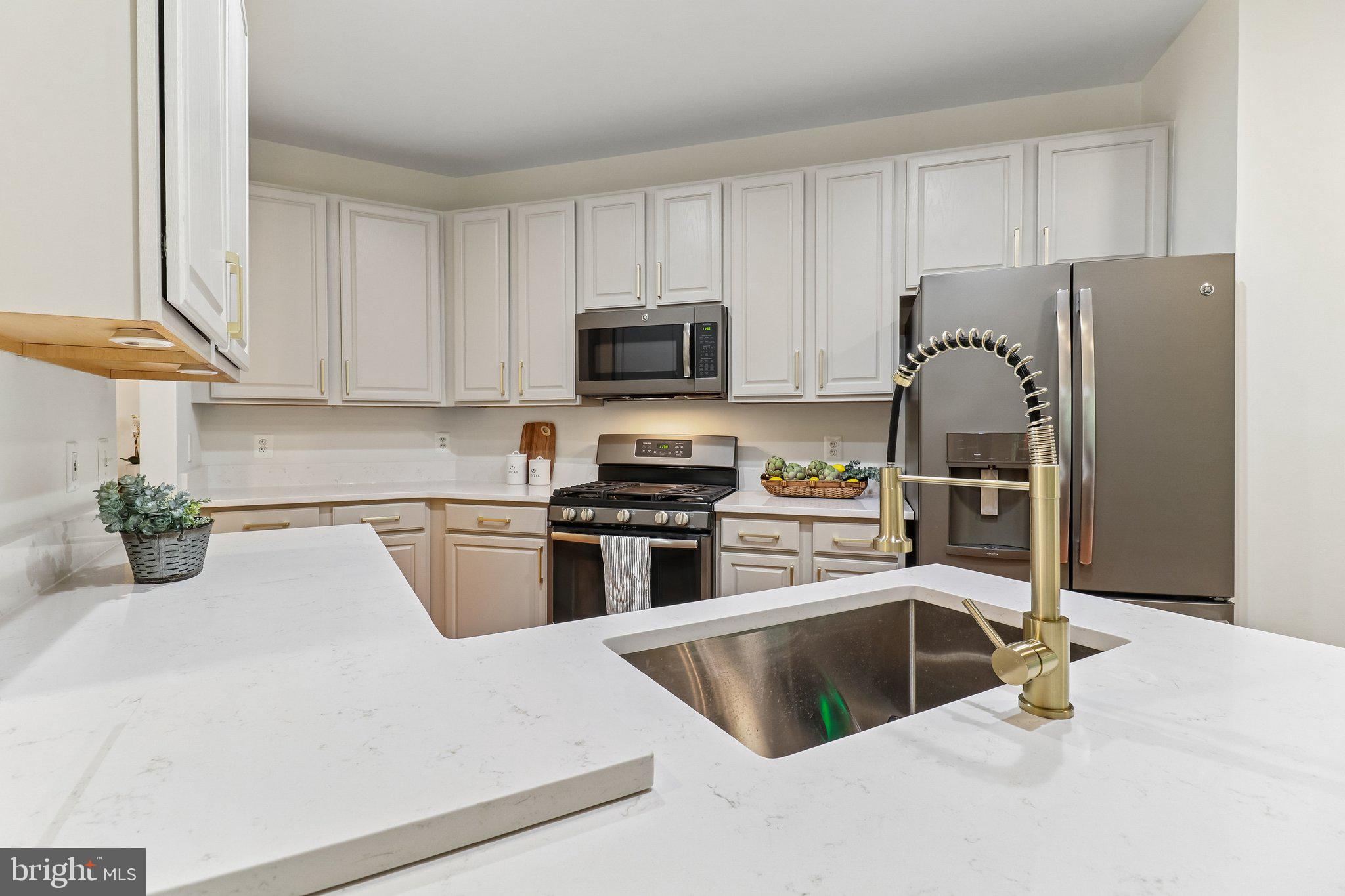 ASHBRIER - Residential