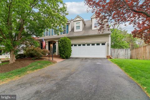43528 CLIVEDON COURT ASHBURN VA 20147