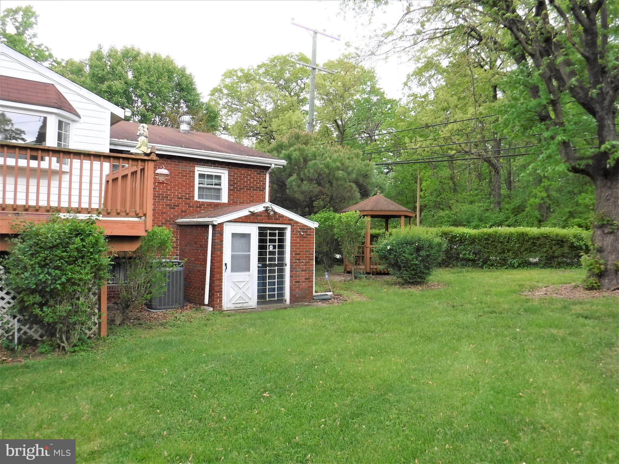 CARROLLWOOD - Residential