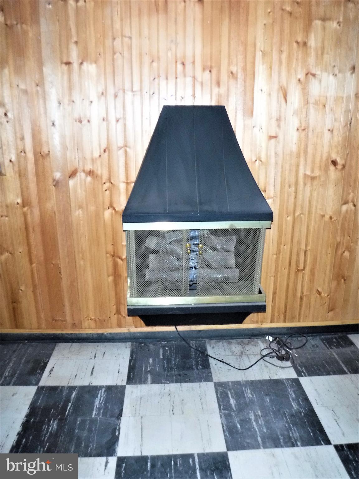 CARROLLWOOD - Residential