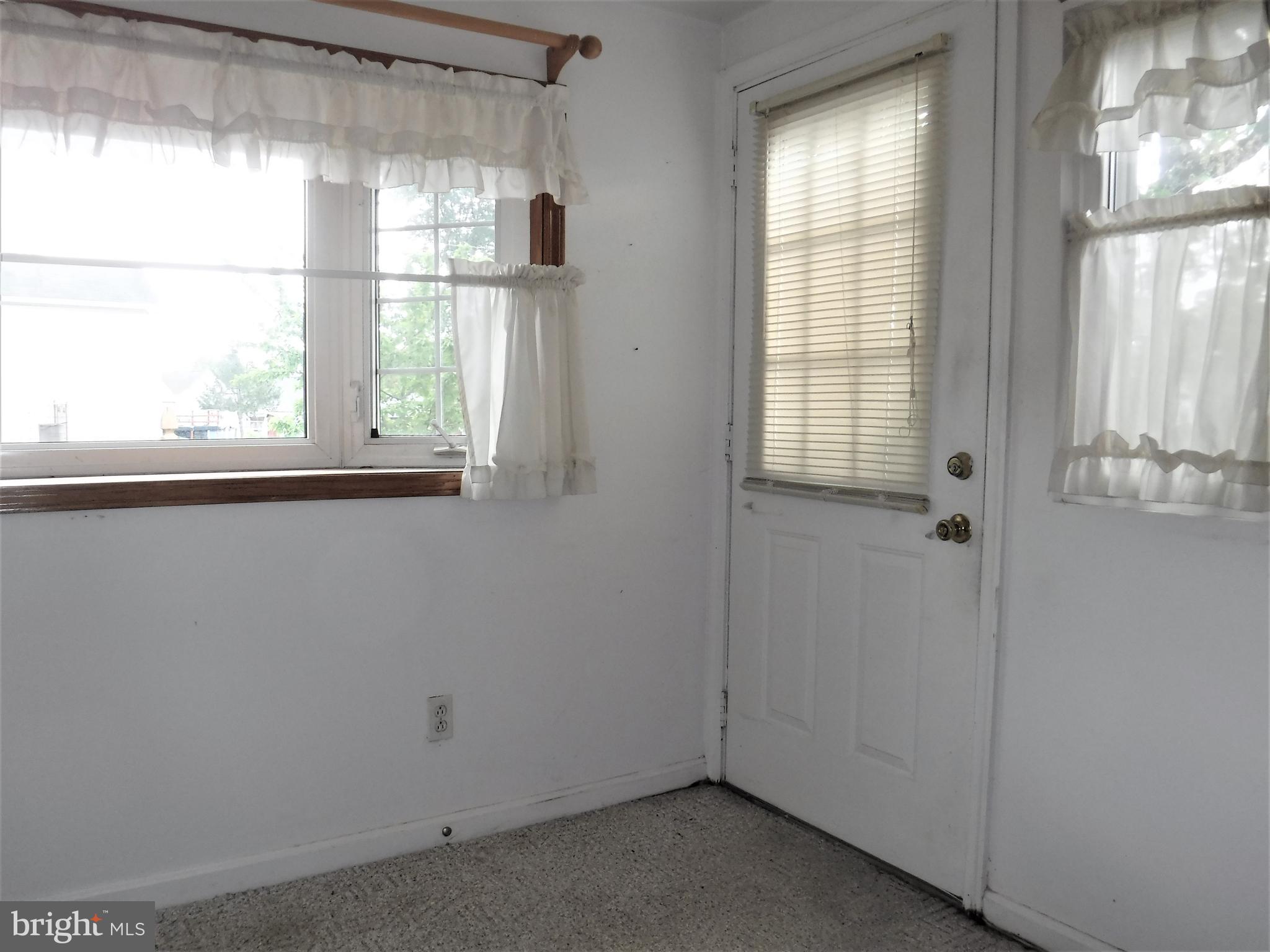 CARROLLWOOD - Residential