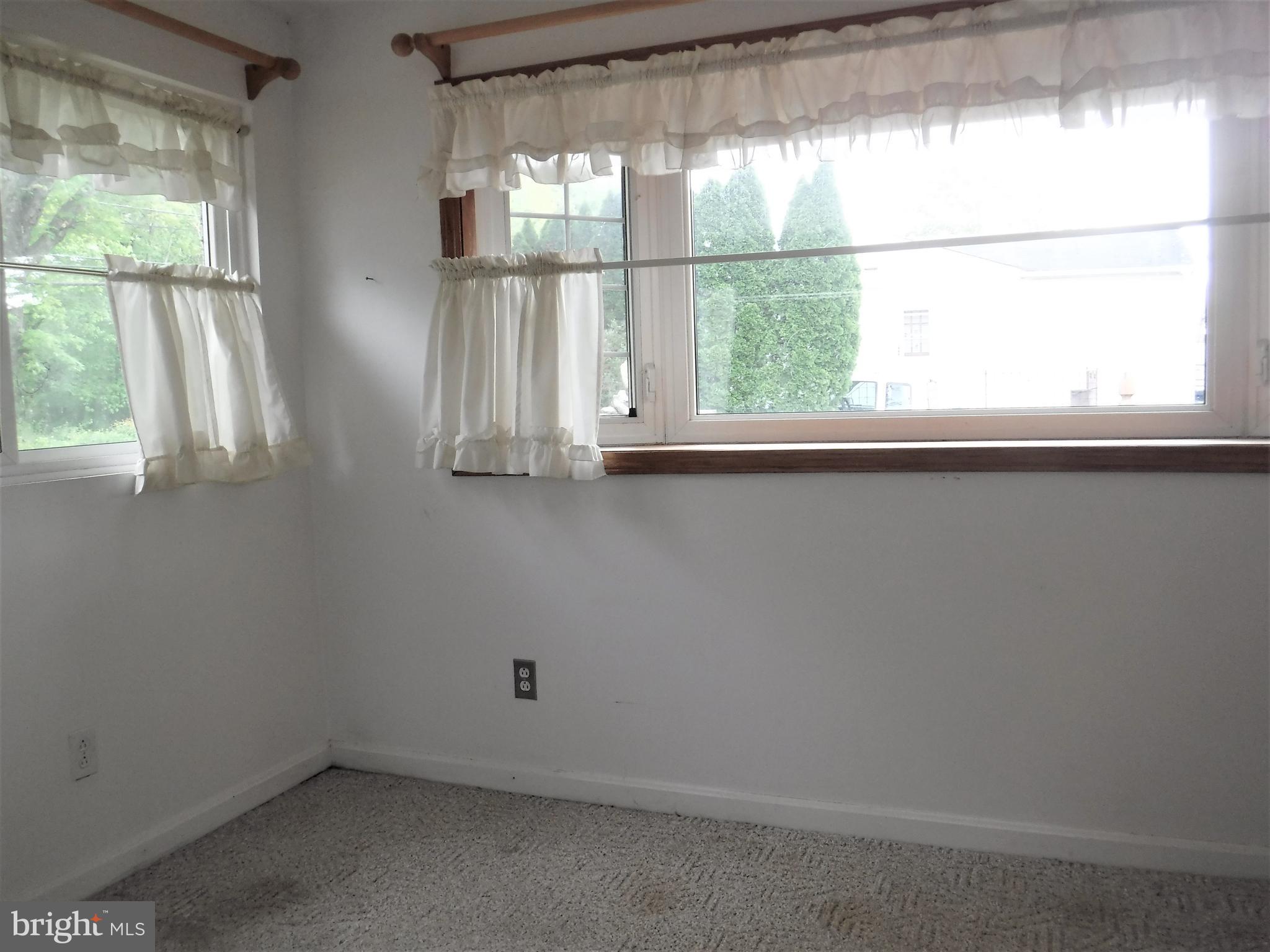 CARROLLWOOD - Residential