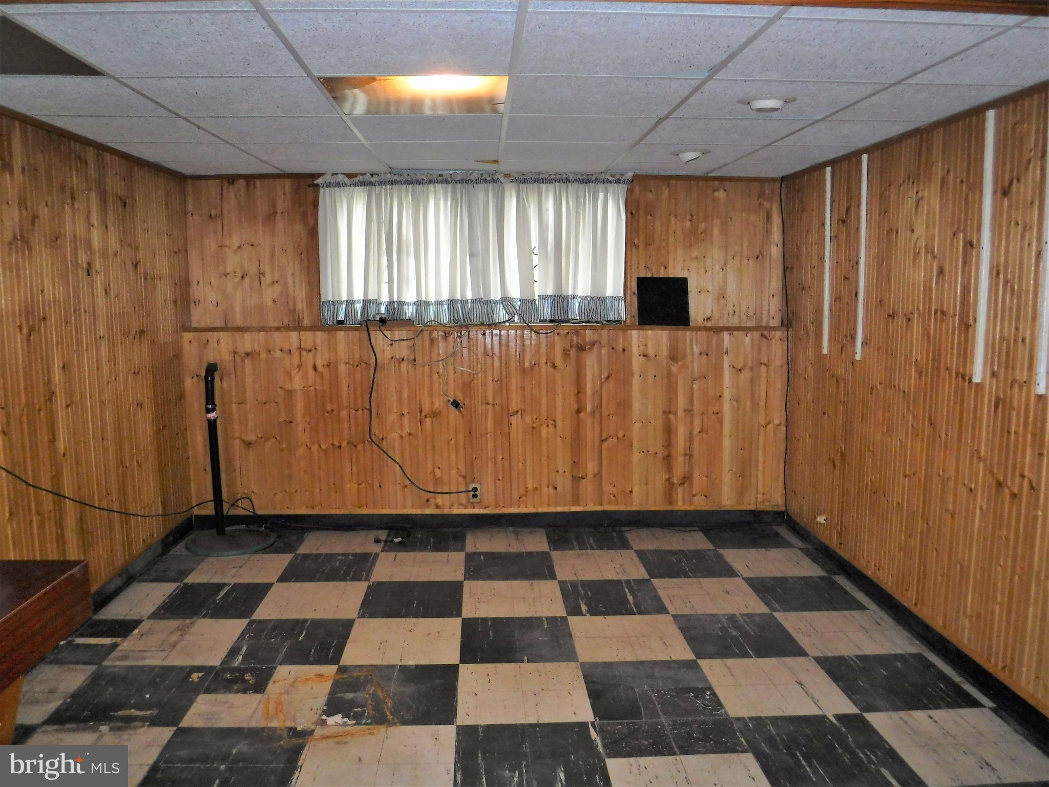 CARROLLWOOD - Residential