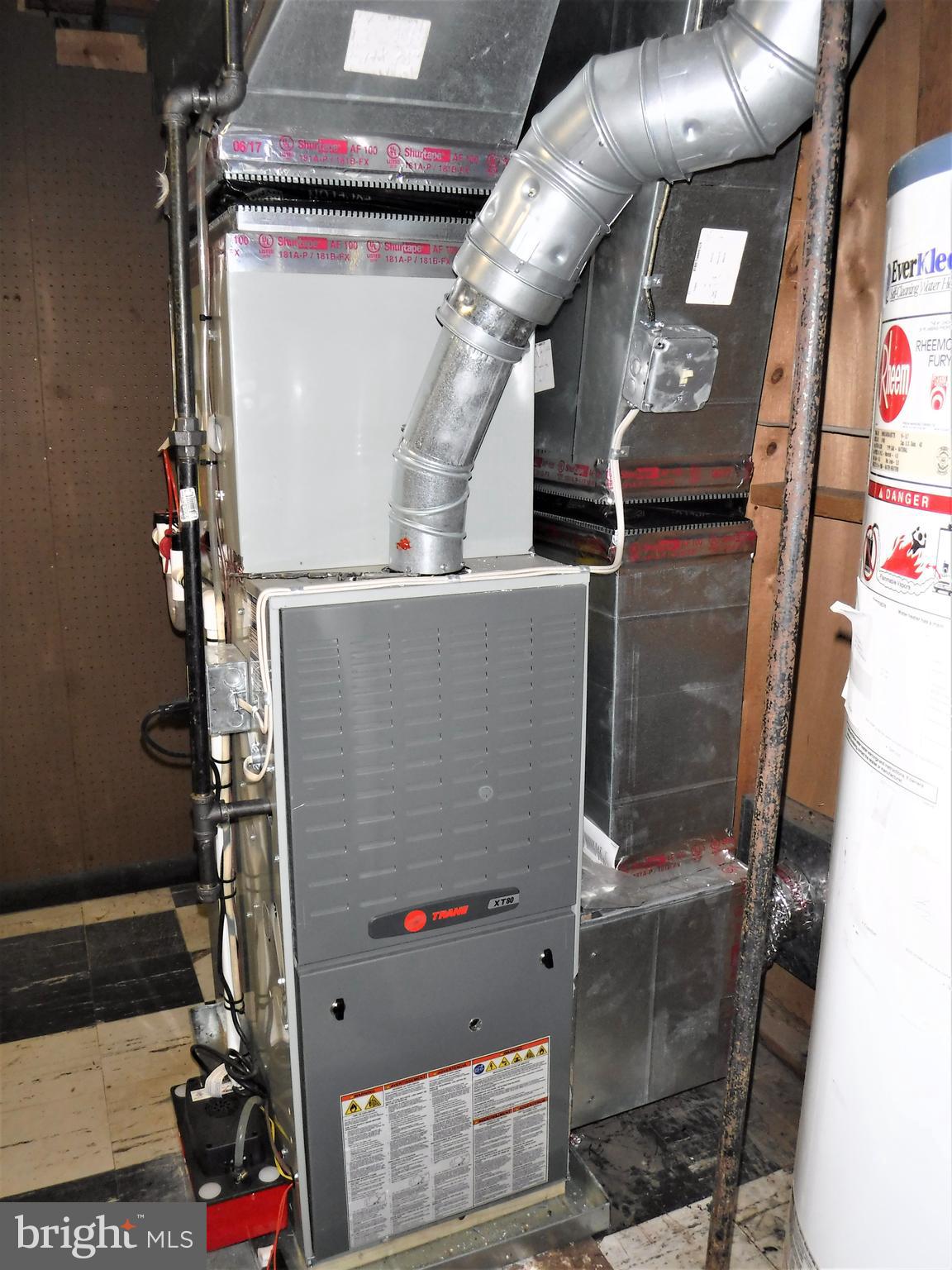 CARROLLWOOD - Residential