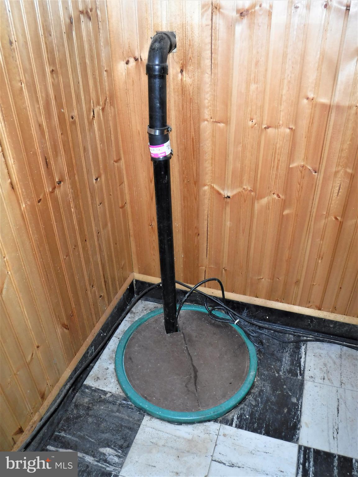 CARROLLWOOD - Residential