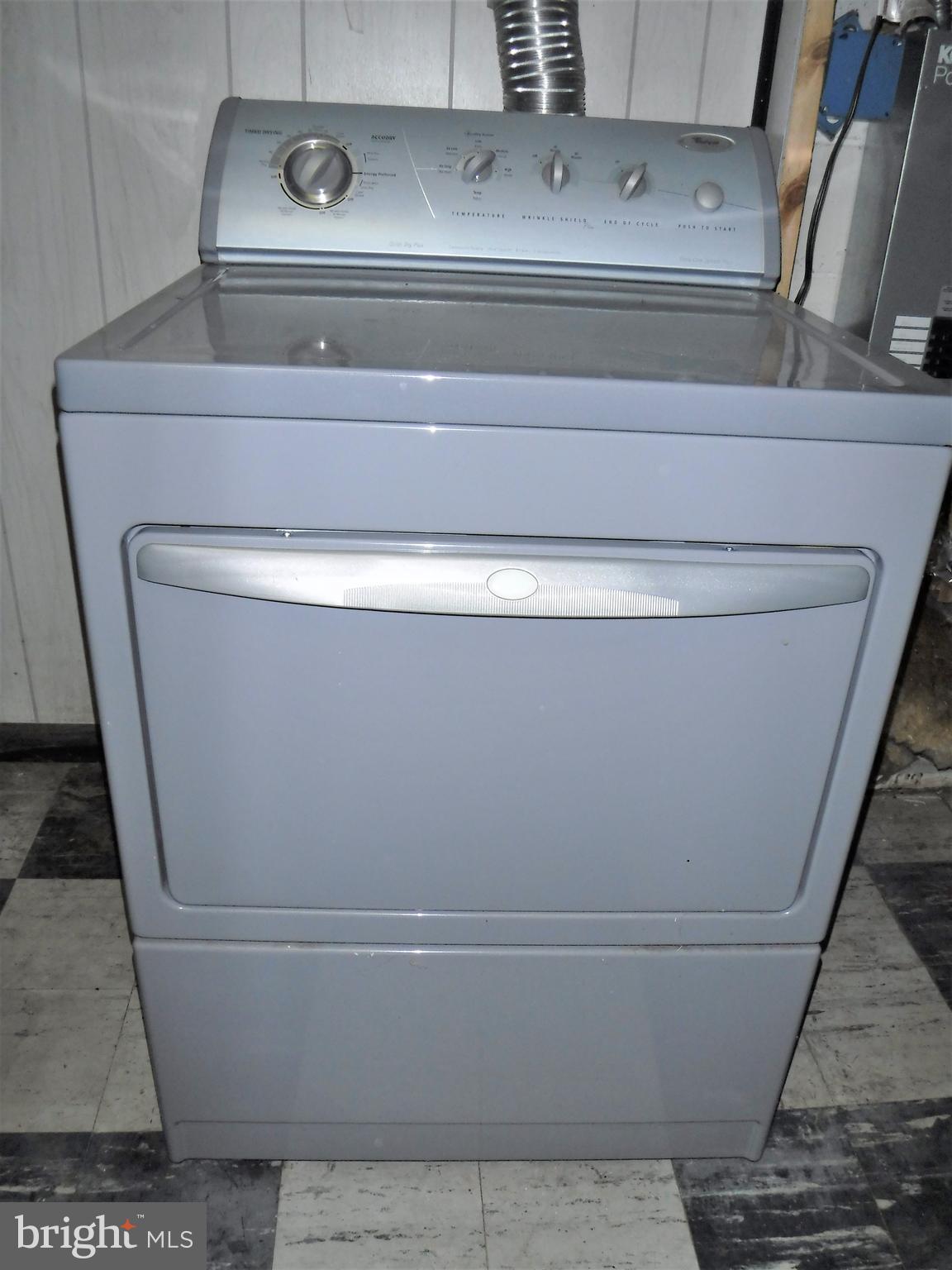 CARROLLWOOD - Residential