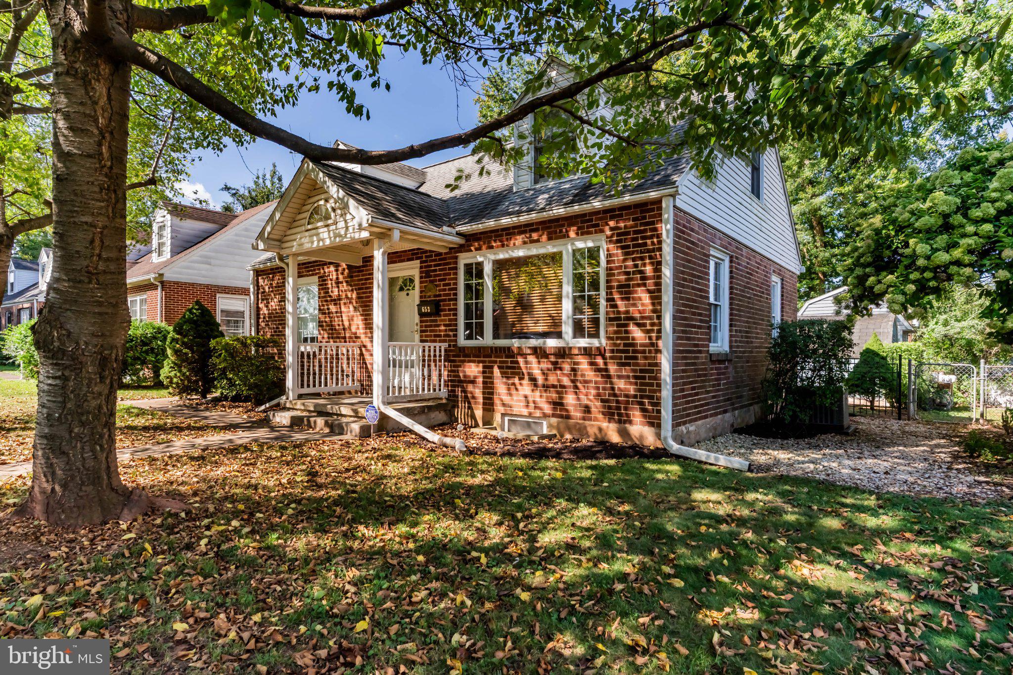 653 BRIARCLIFF ROAD