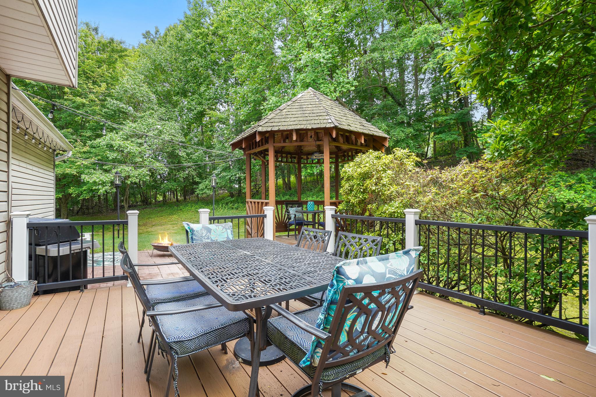 CANBURY WOODS - Residential