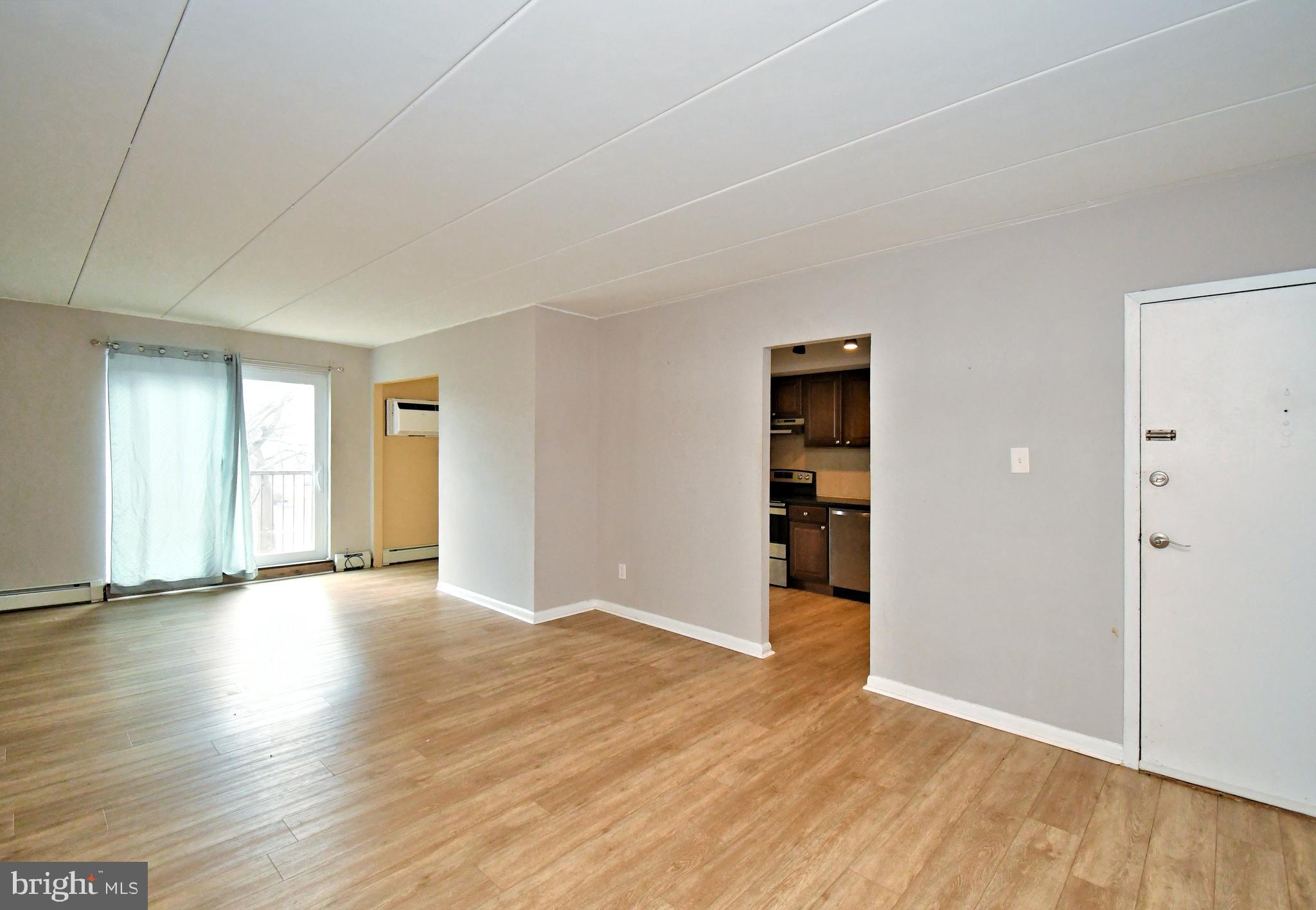 1575 W STREET ROAD 232