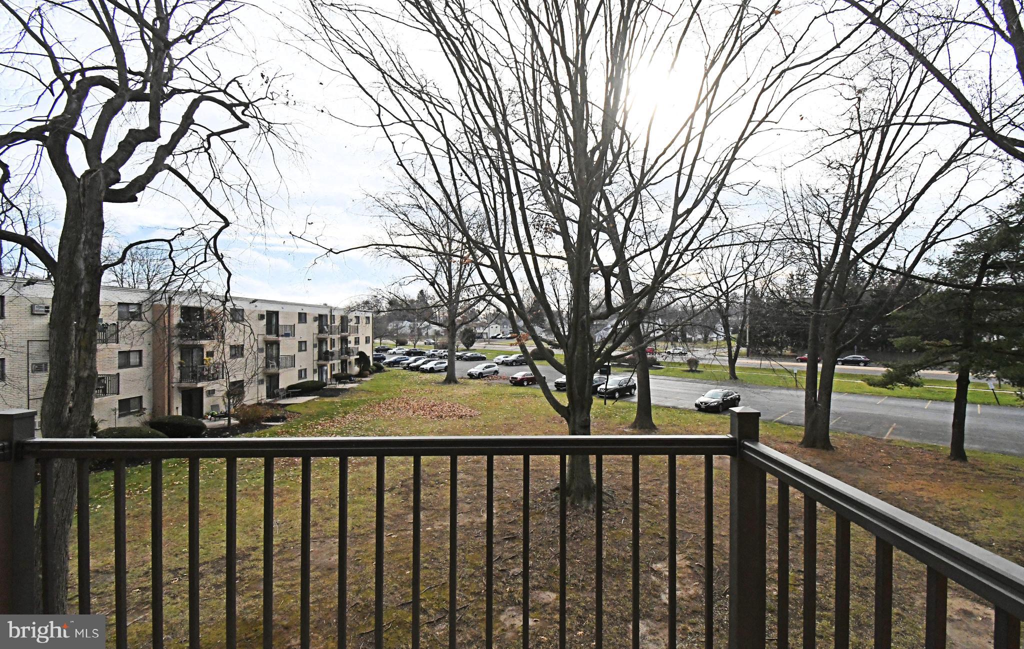 1575 W STREET ROAD 232