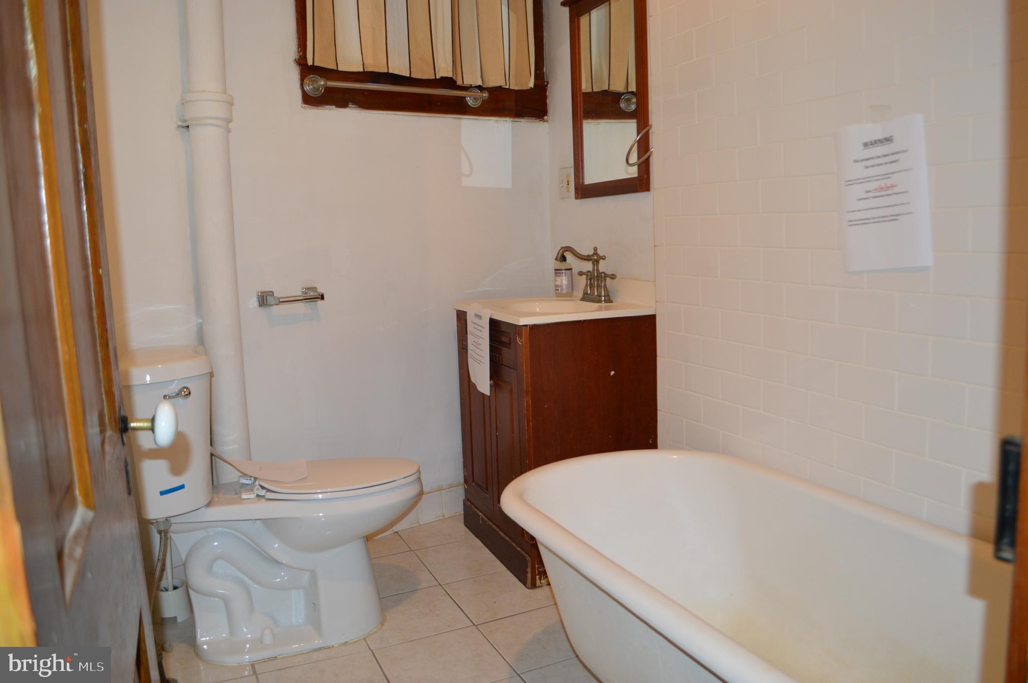 CHARLES VILLAGE - Residential