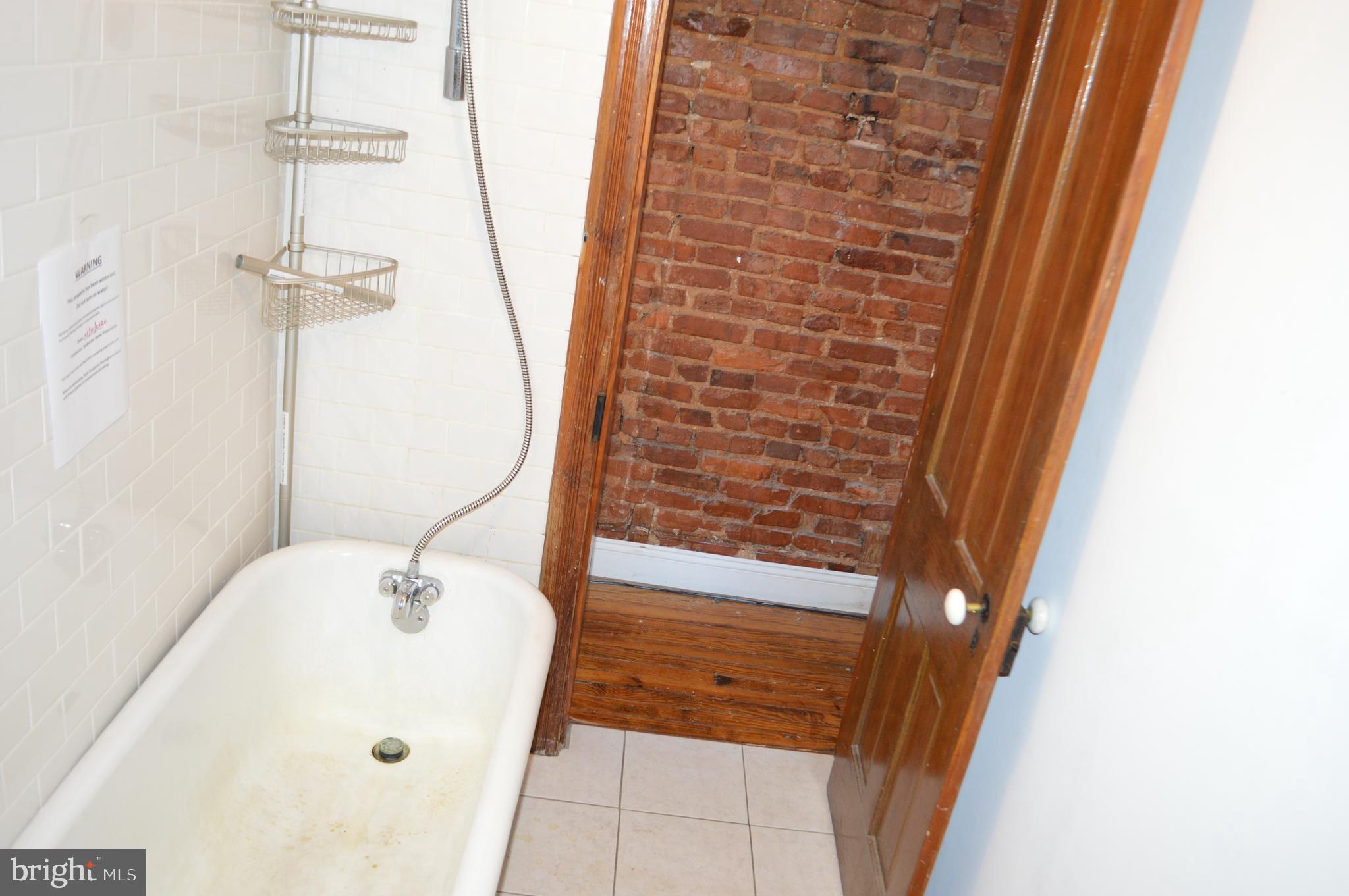 CHARLES VILLAGE - Residential