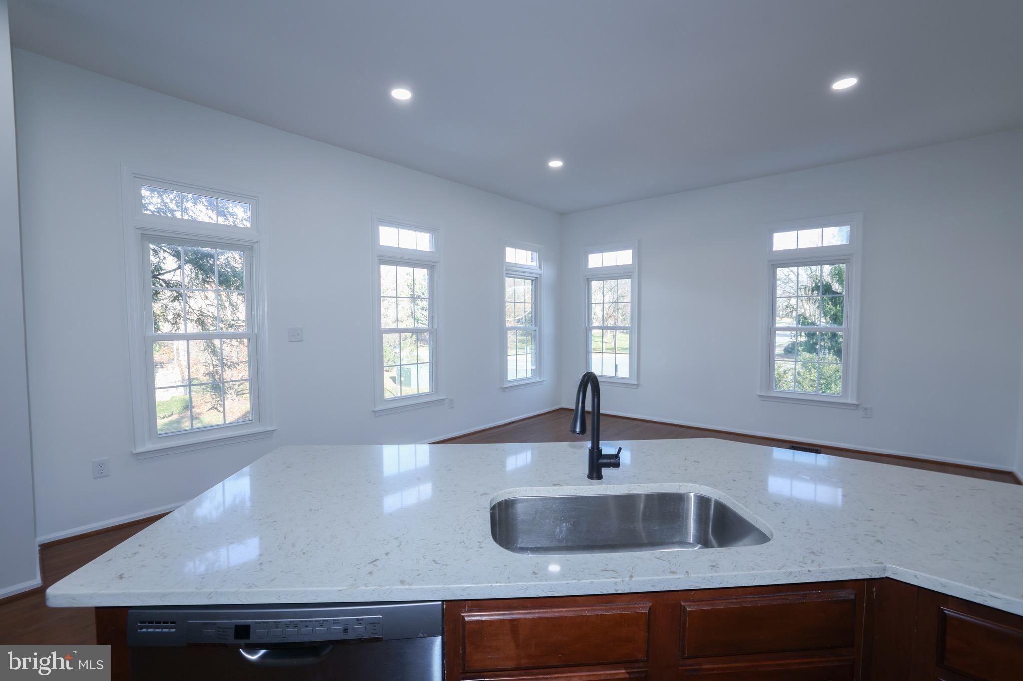 LOWES ISLAND - Residential Lease