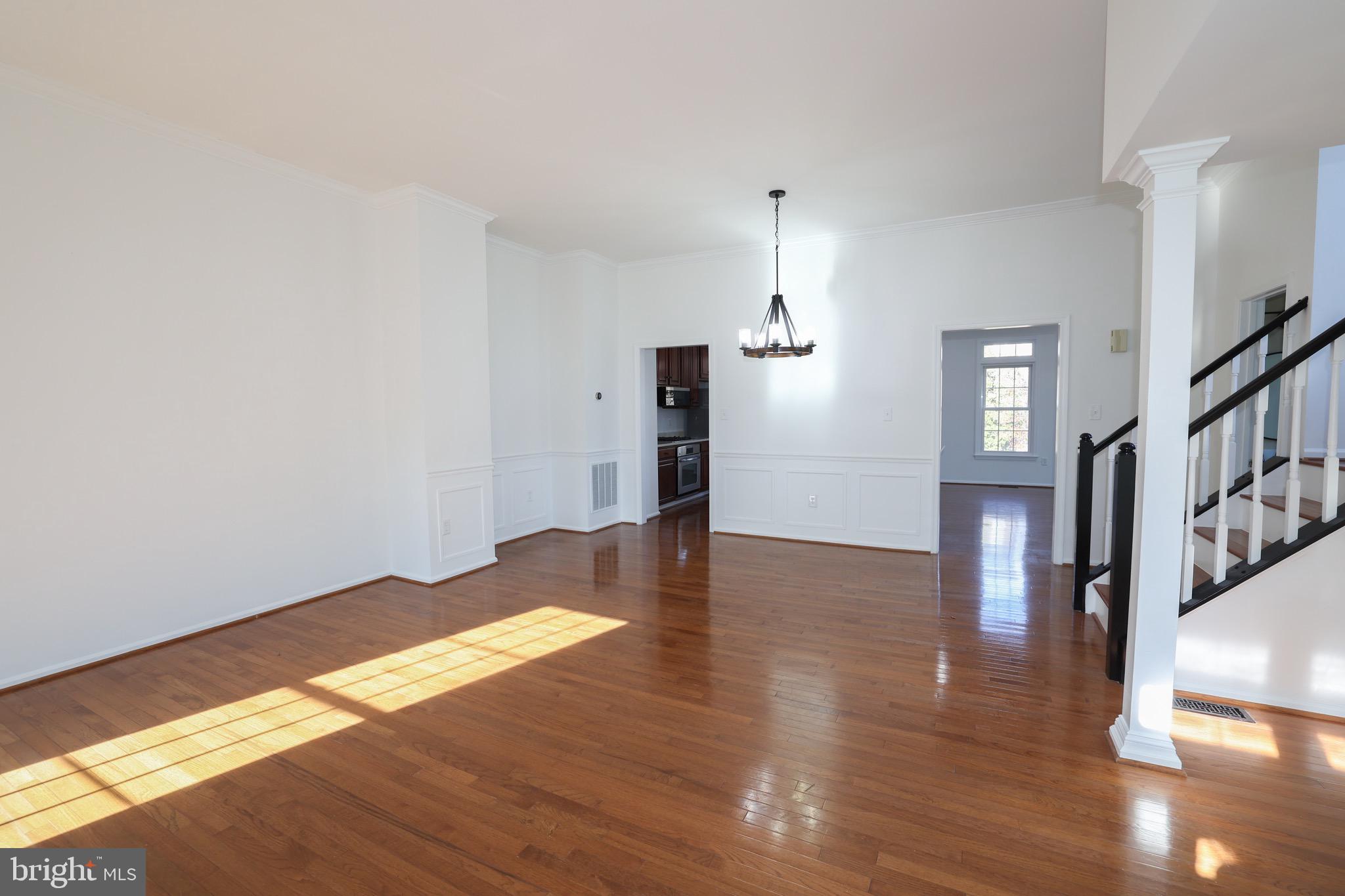 47699 WHIRLPOOL SQUARE